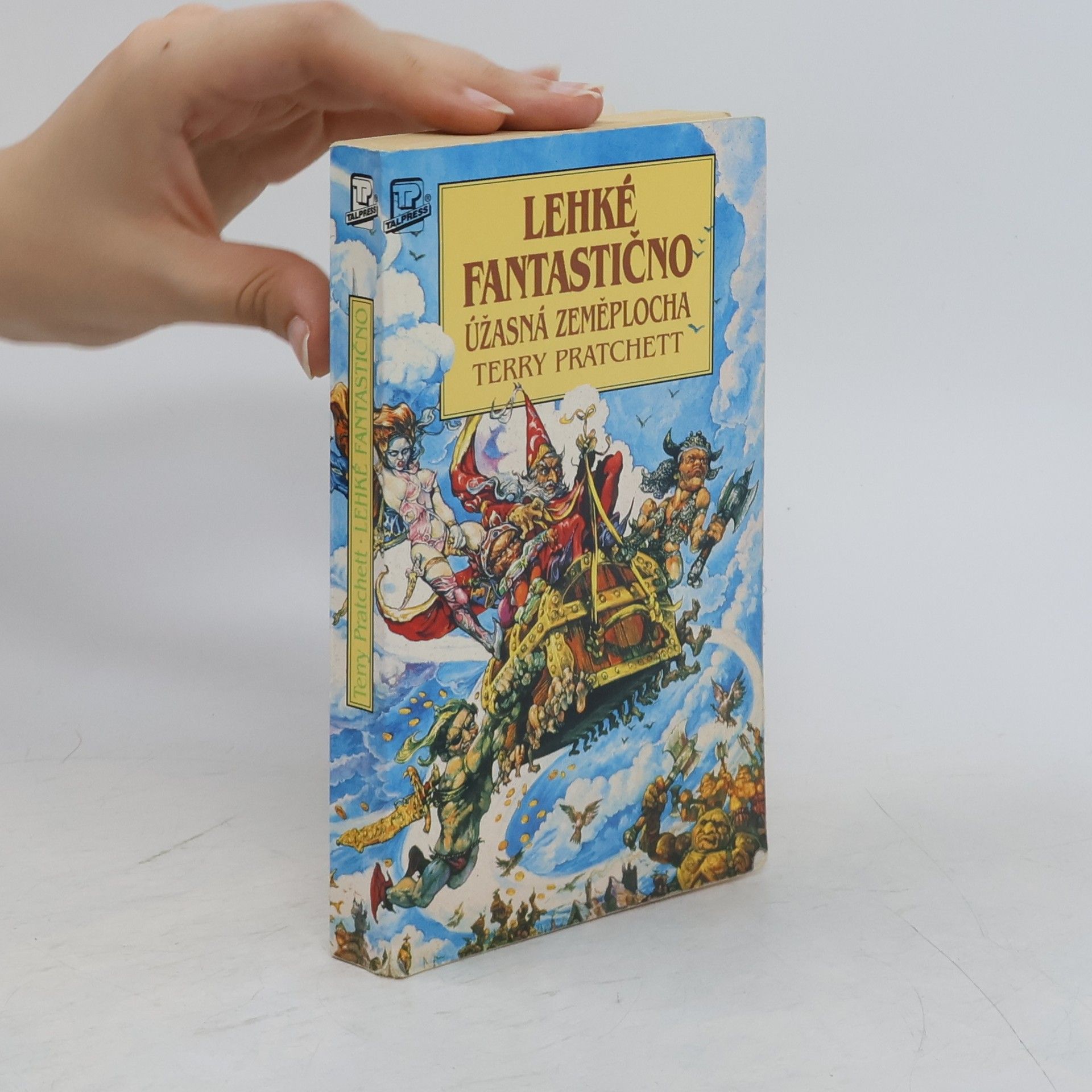 Terry Pratchett Lehké fantastično