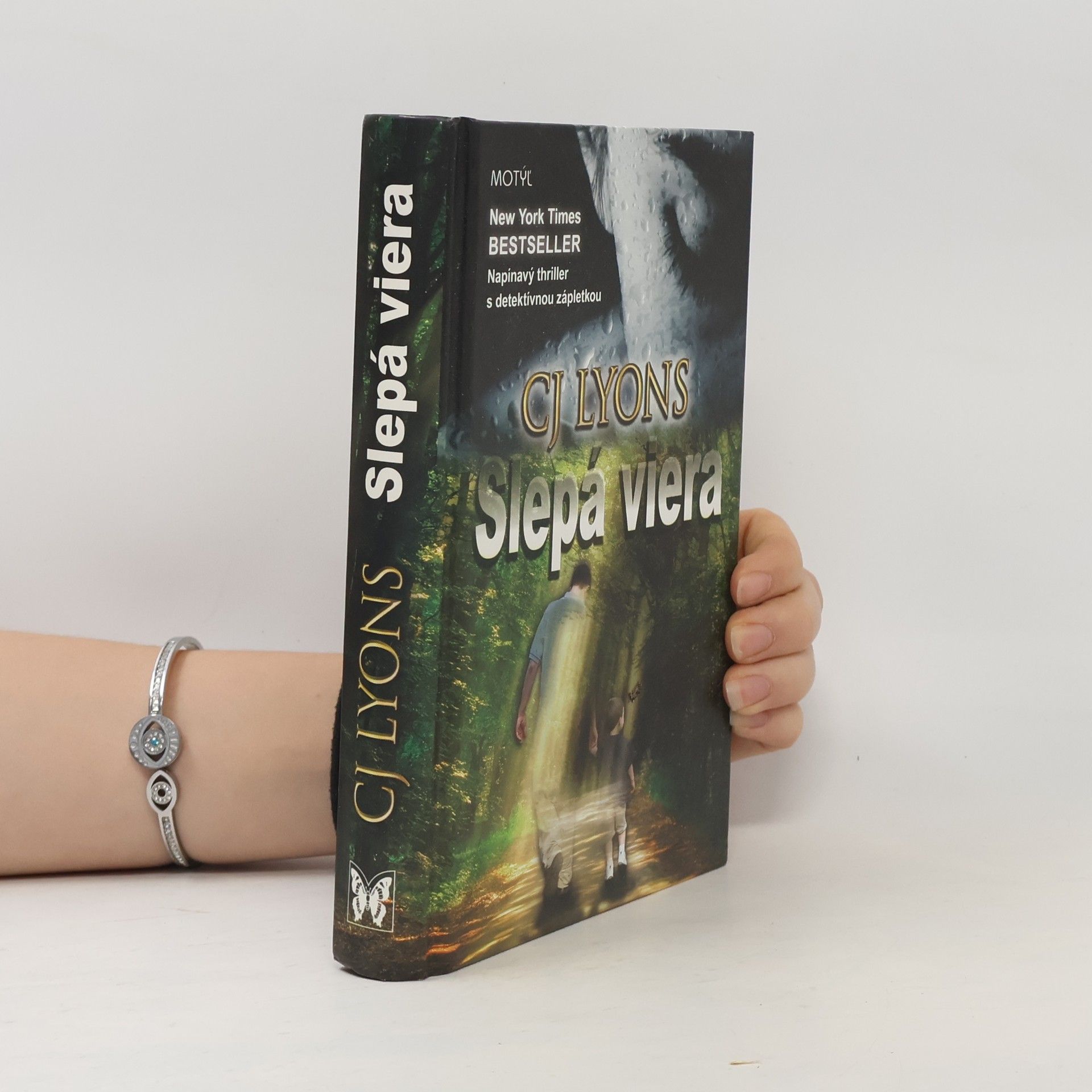 CJ Lyons Slepá viera