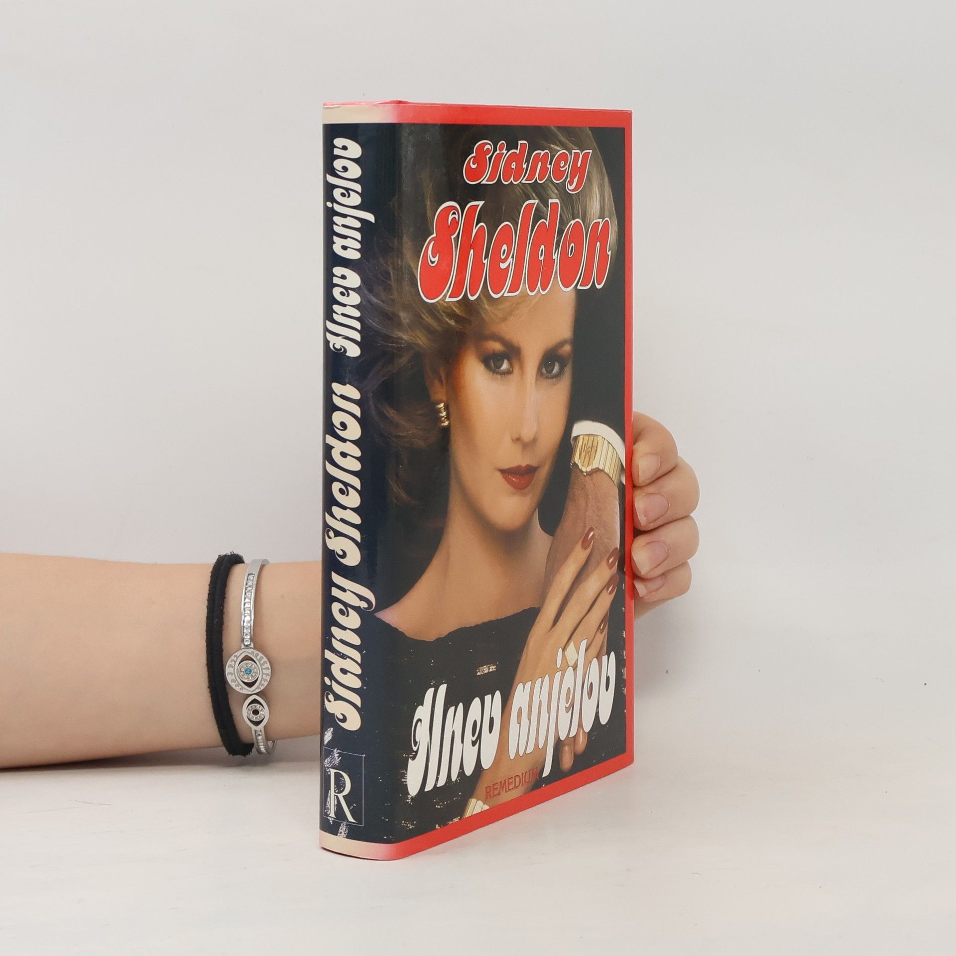 Sidney Sheldon Hnev anjelov
