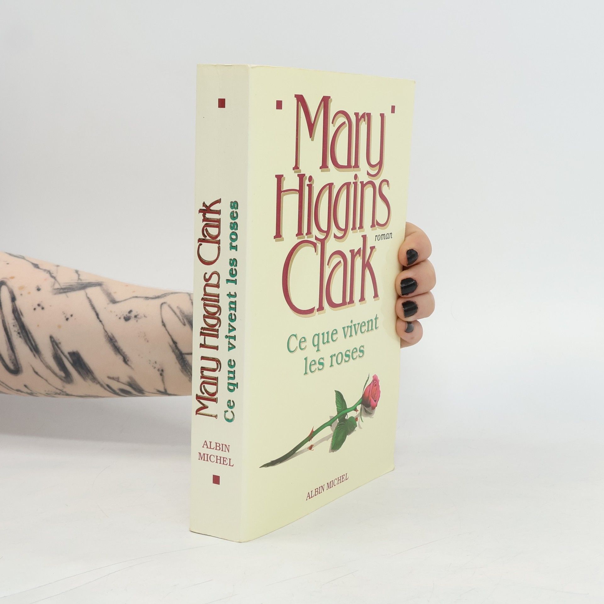 Mary Higgins Clark Ce que vivent les roses
