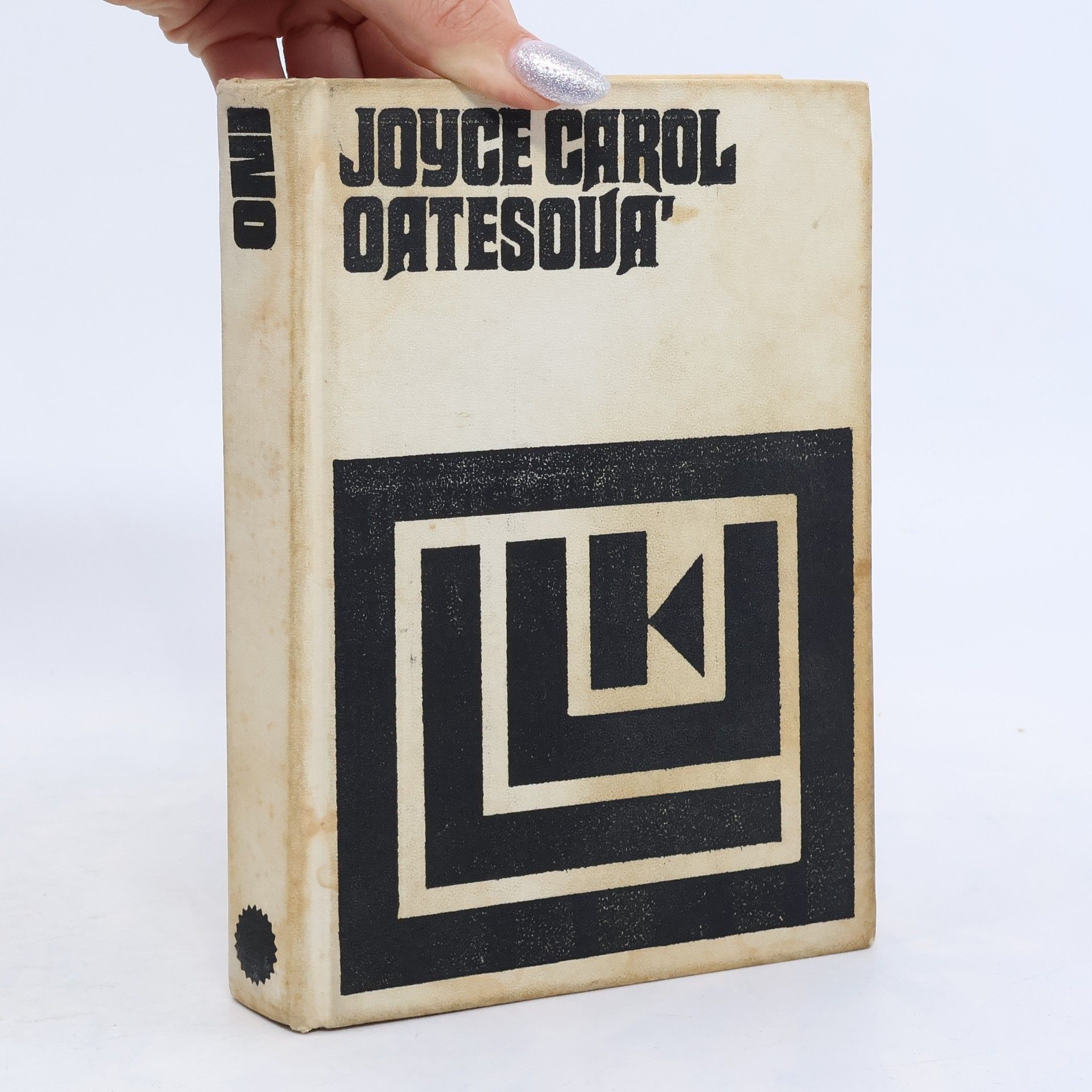 Joyce Carol Oates Oni