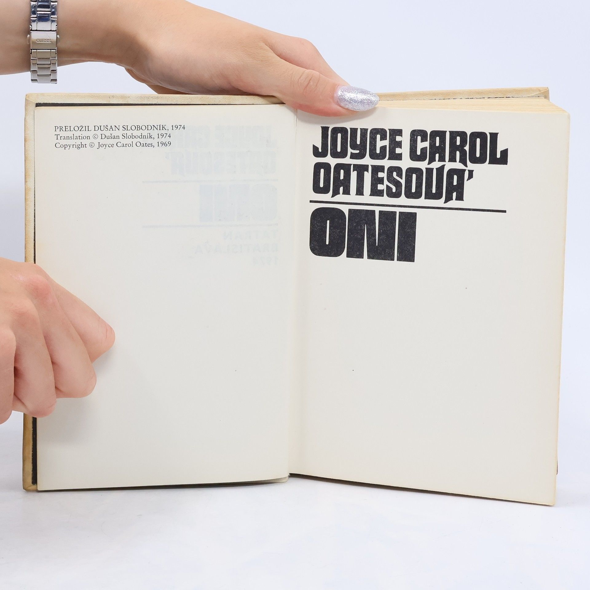 Joyce Carol Oates Oni