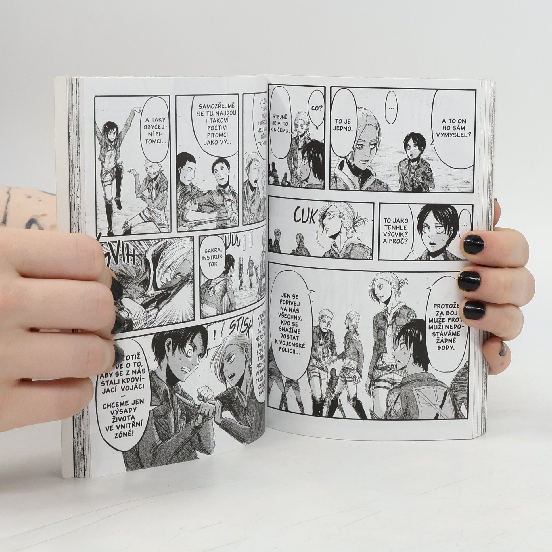 Hajime Isayama Útok titánů. 4