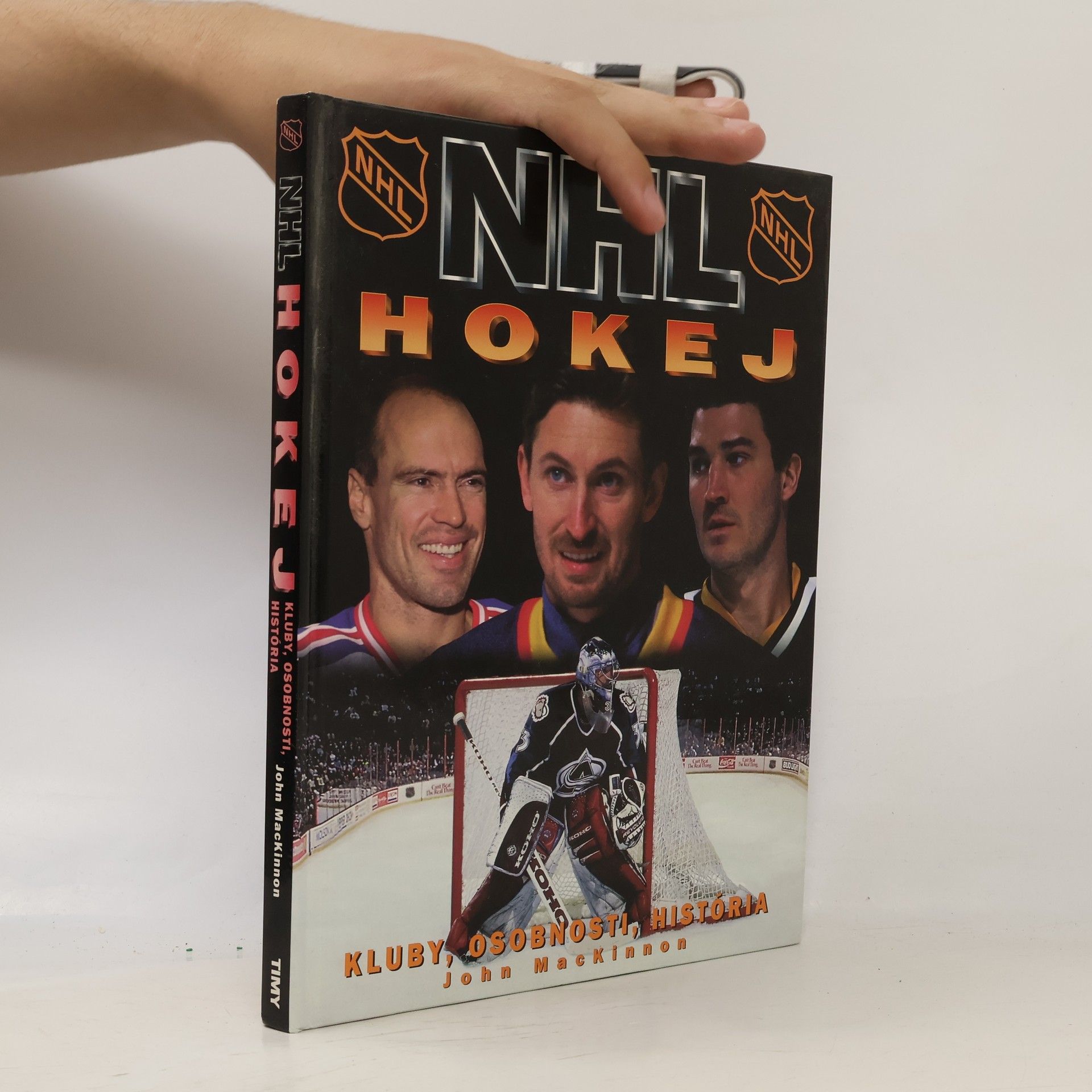 John Mackinnon NHL hokej. Kluby, osobnosti, história
