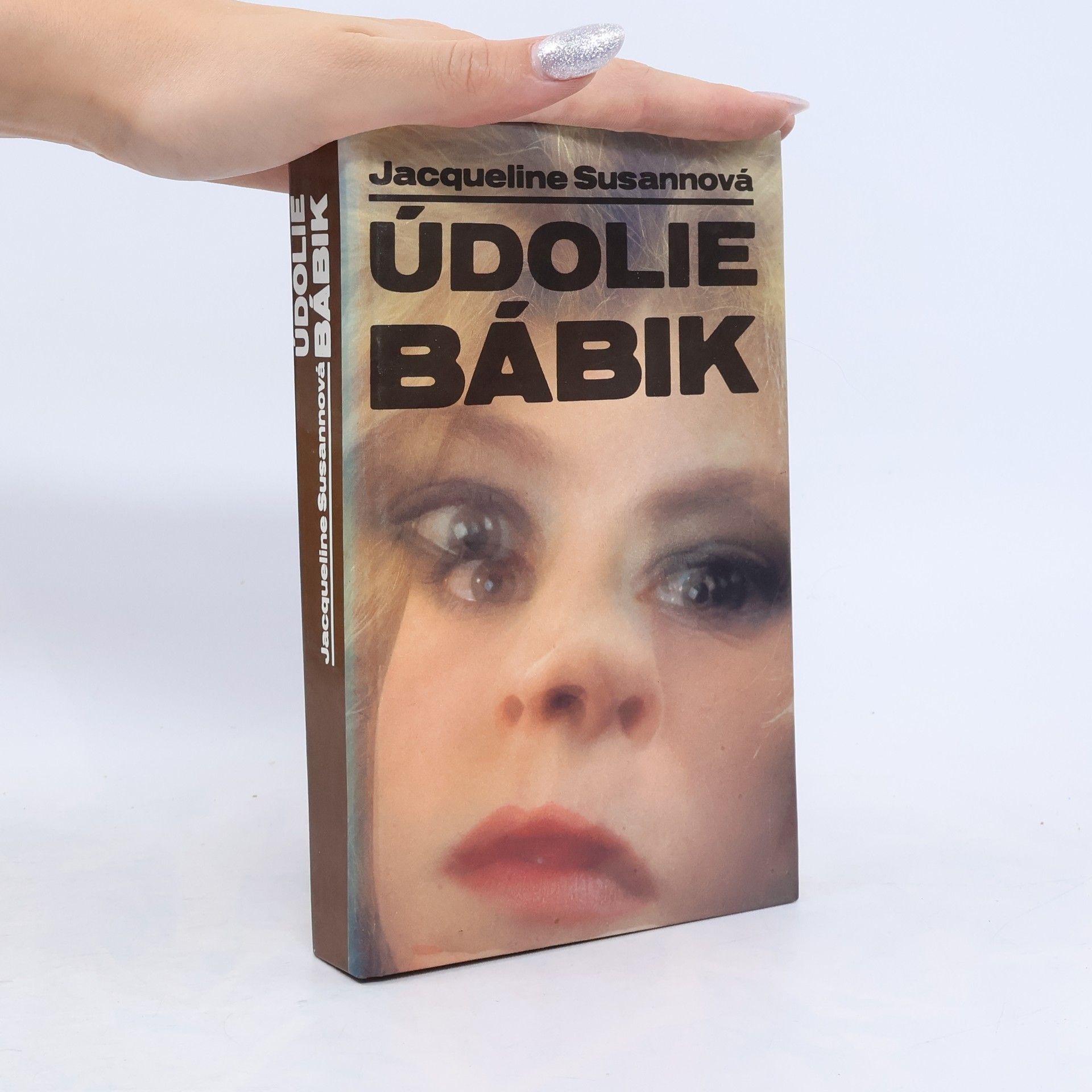 Jacqueline Susann Údolie bábik