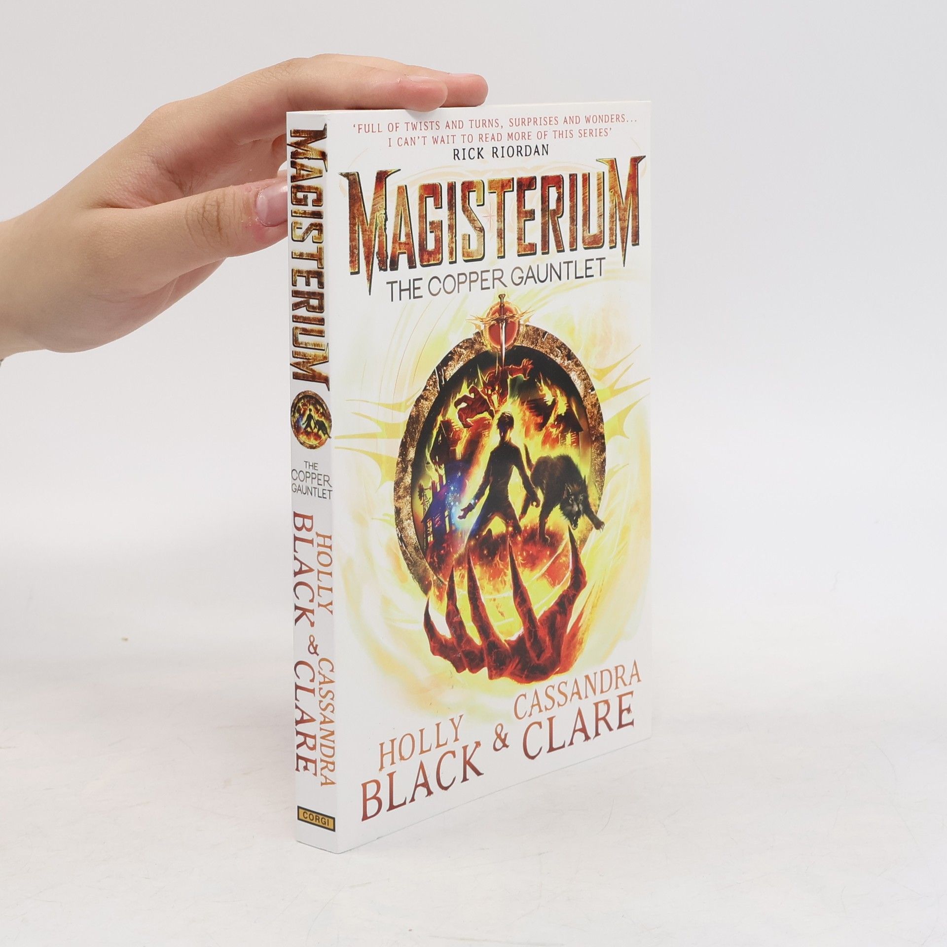Holly Black Magisterium: The Copper Gauntlet
