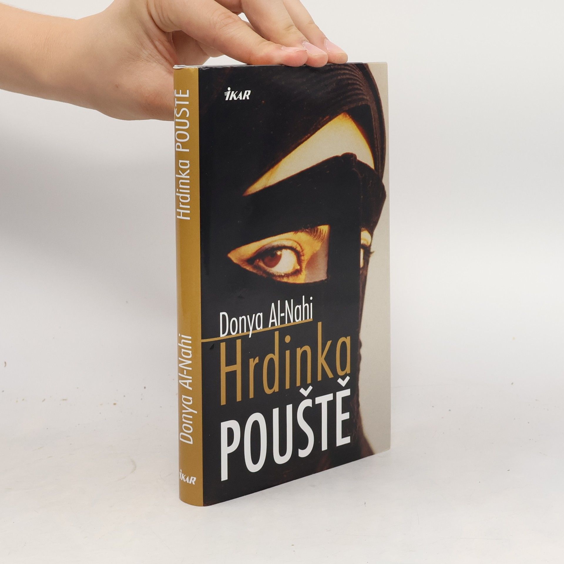 Donya Al-Nahi Hrdinka pouště