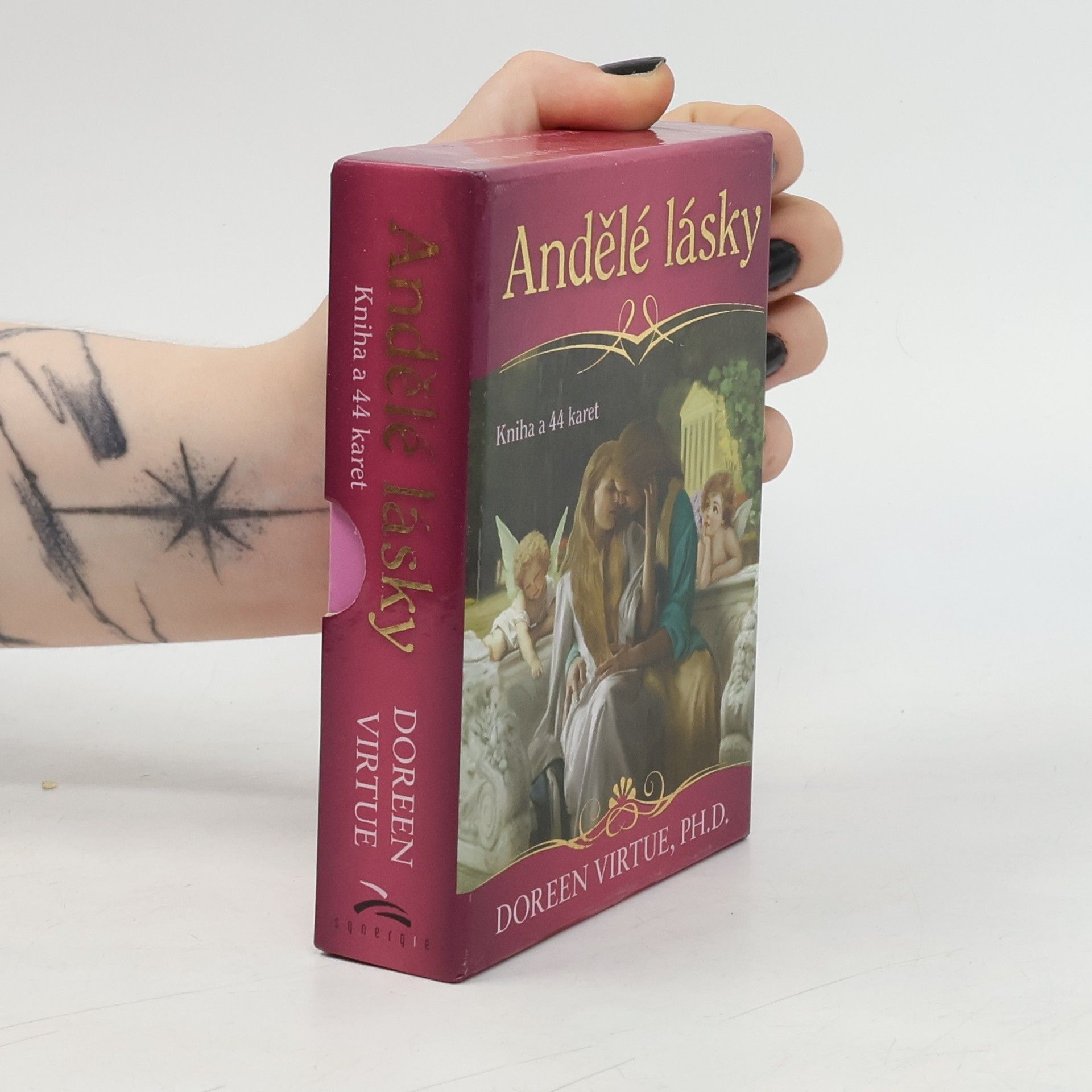 Doreen Virtue Andělé lásky. Kniha a 44 karet