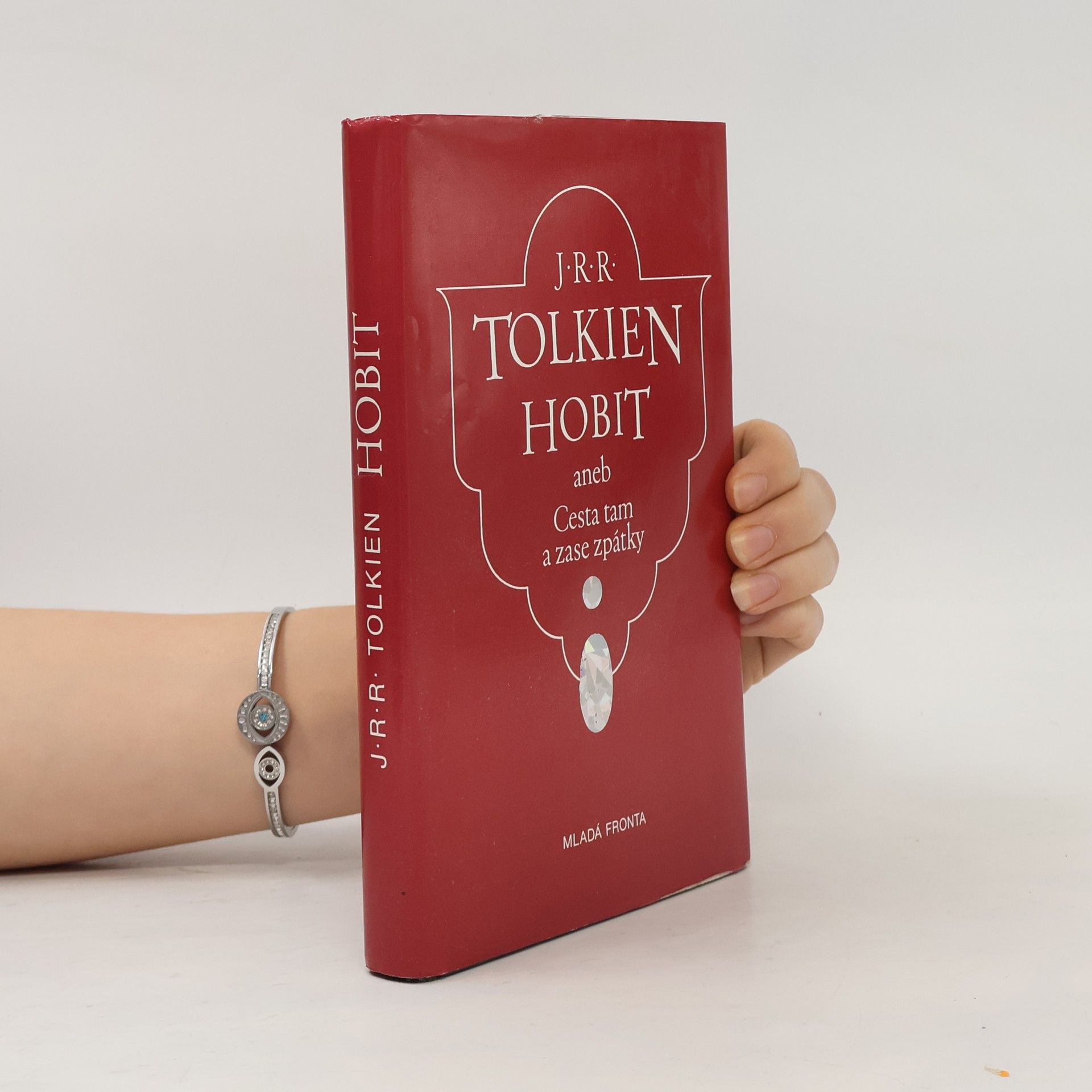 J. R. R. Tolkien Hobit aneb Cesta tam a zase zpátky