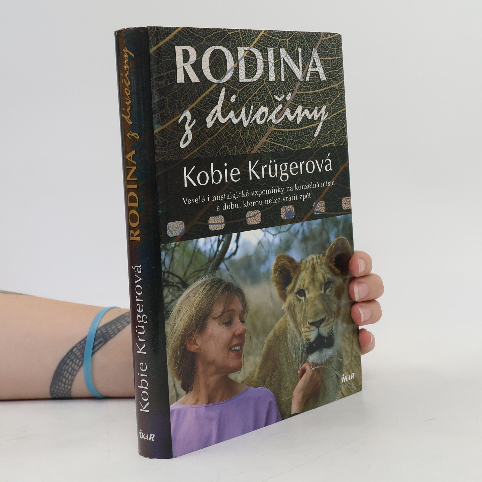 Kobie Krüger Rodina z divočiny