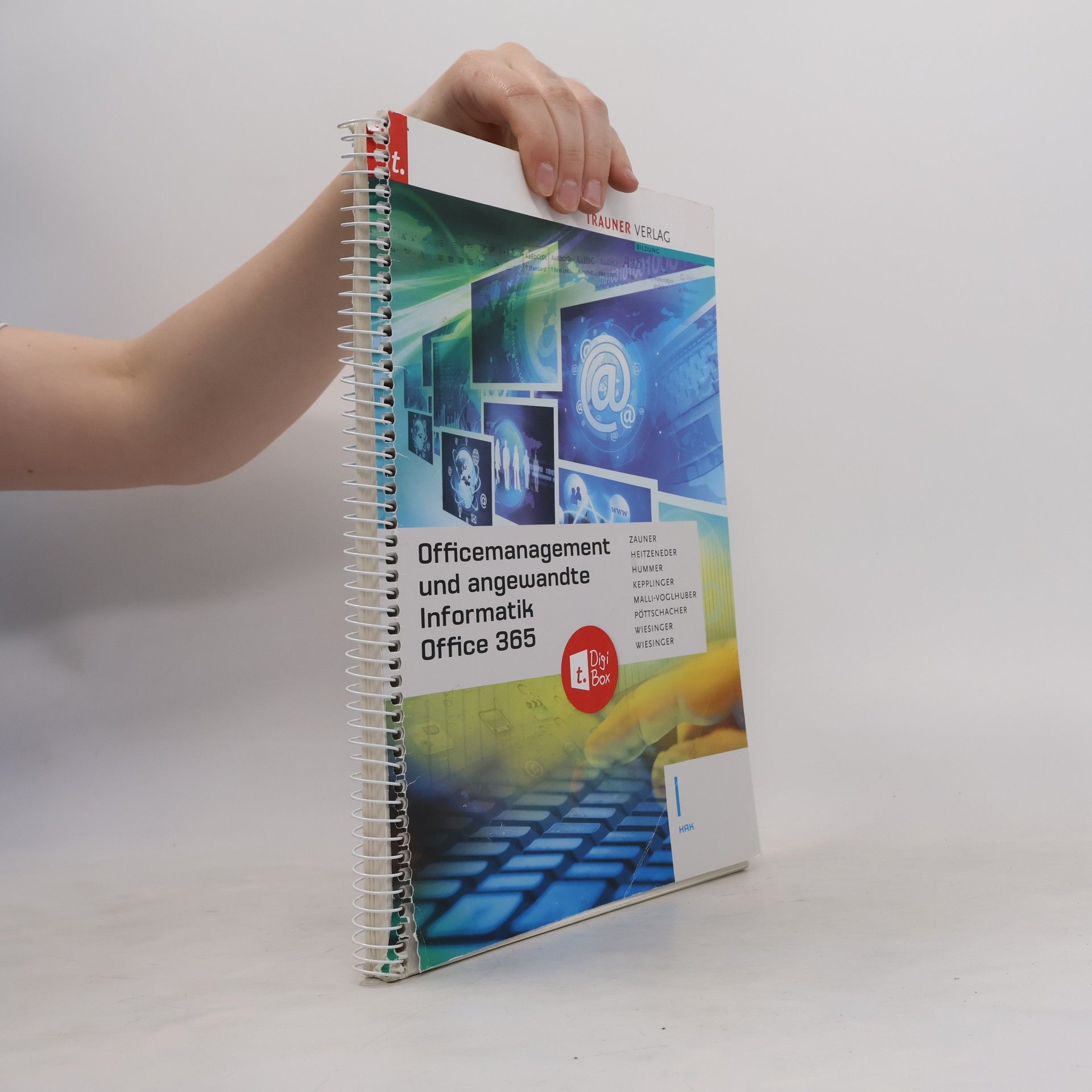 Officemanagement und angewandte Informatik I HAK Office 365 + TRAUNER-DigiBox