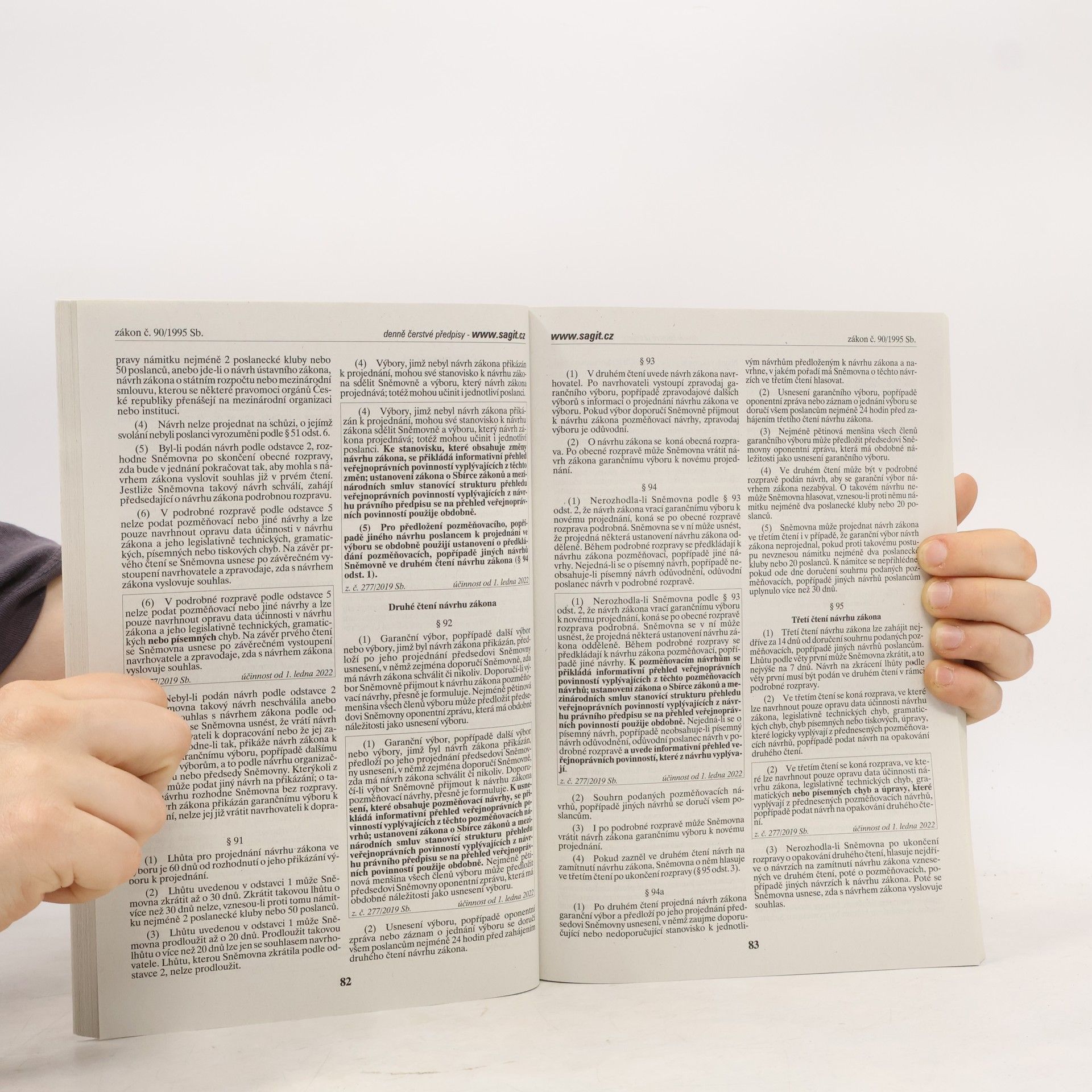 Autorenkollektiv ÚZ 1438. Ústava ČR, Listina základních práv a svobod
