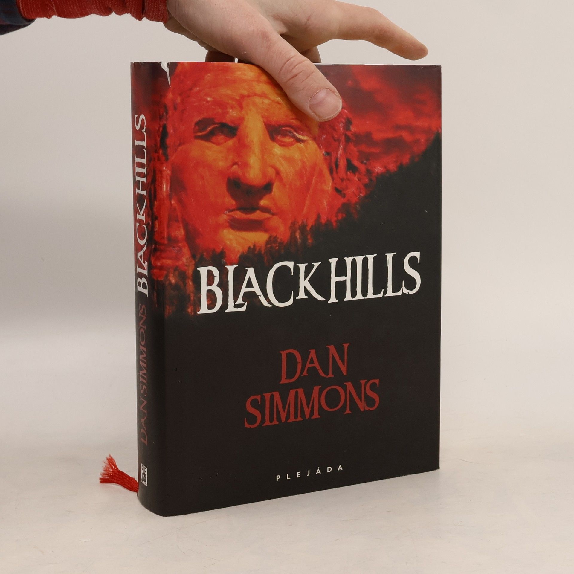 Dan Simmons Black Hills