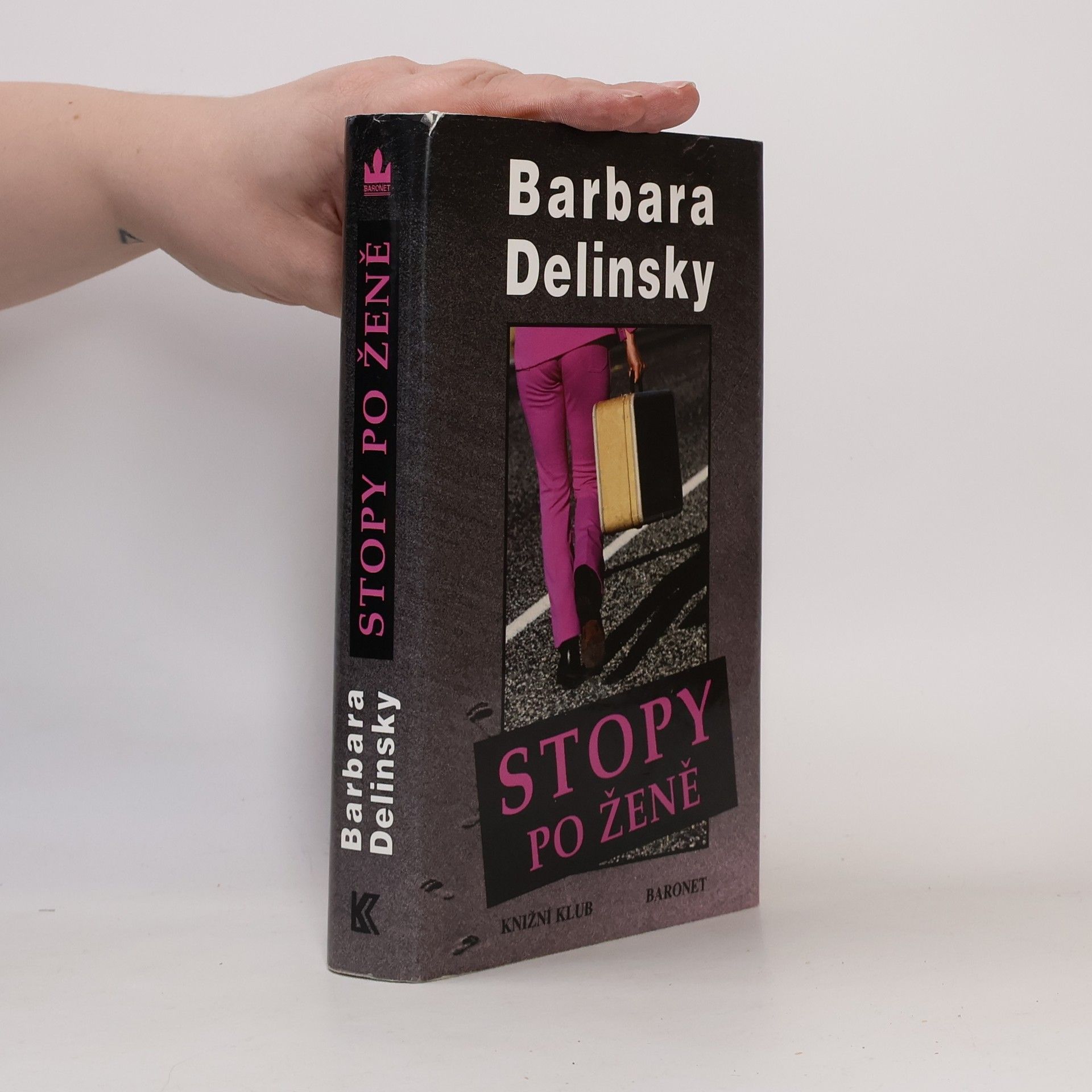Barbara Delinsky Stopy po ženě
