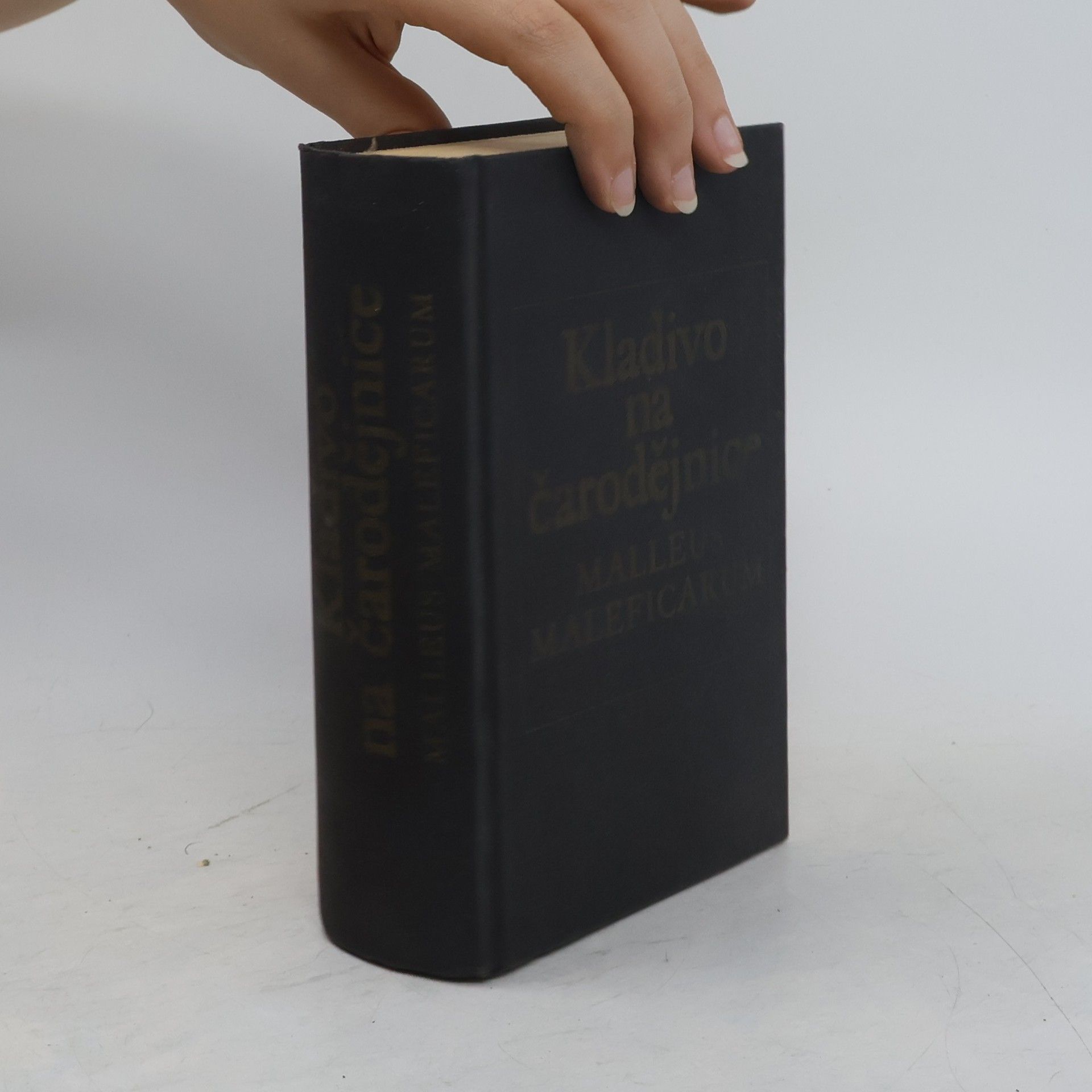 Kladivo na čarodějnice - Malleus Maleficarum