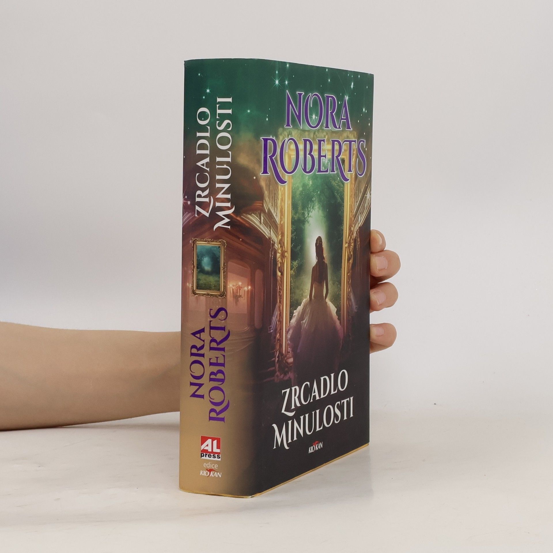 Nora Roberts Zrcadlo minulosti
