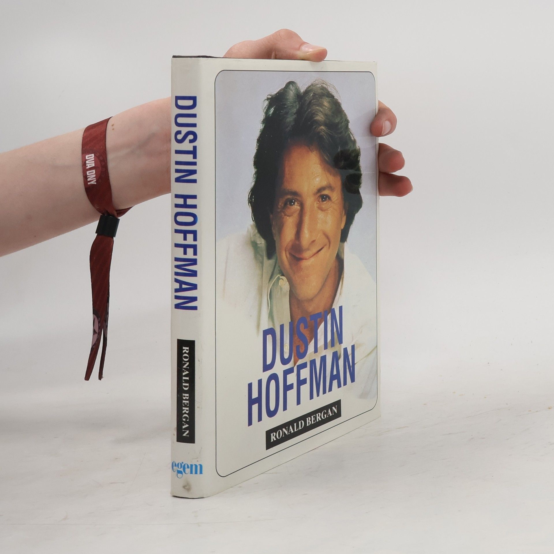 Ronald Bergan Dustin Hoffman