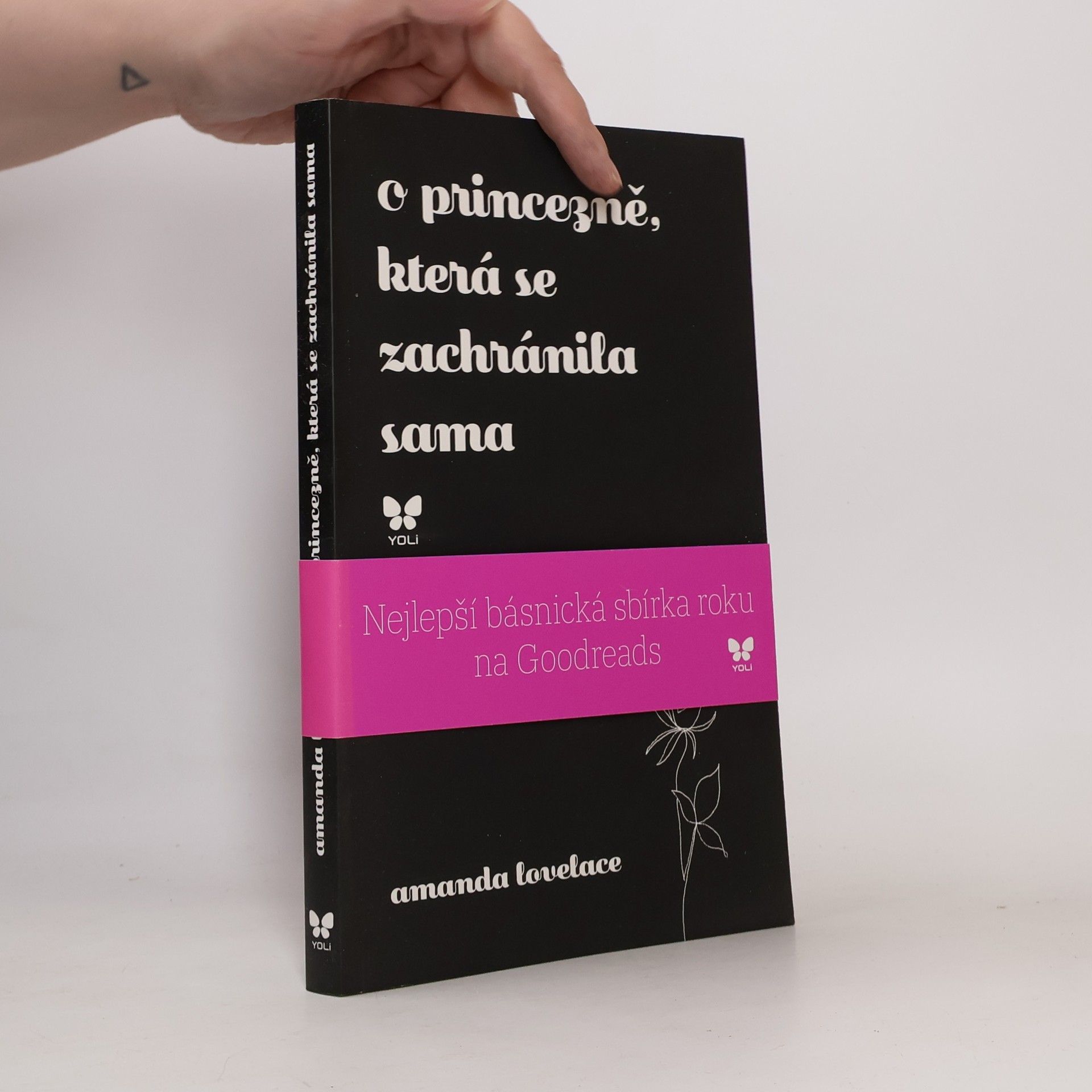 Amanda Lovelace O princezně, která se zachránila sama