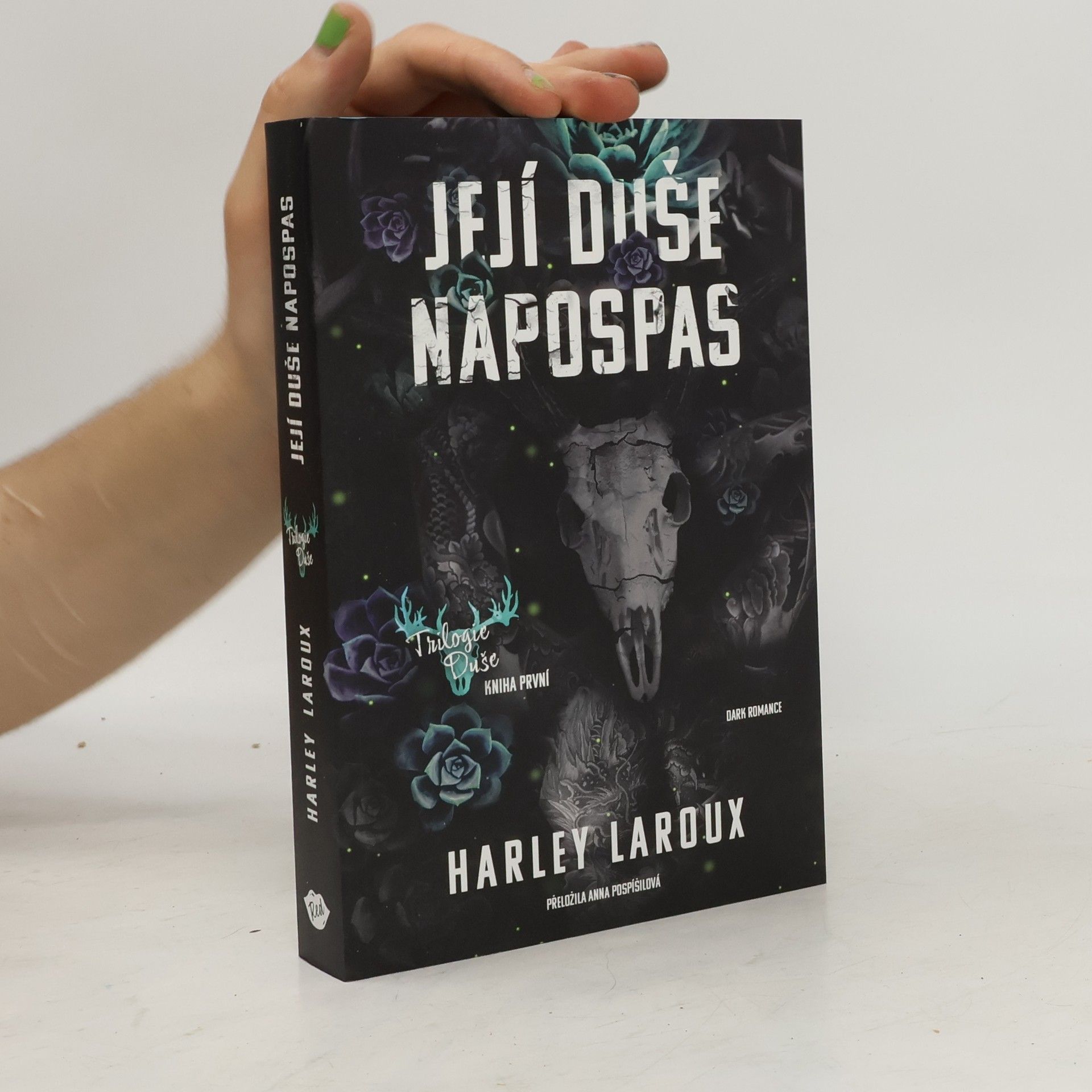 Harley Laroux Její duše napospas