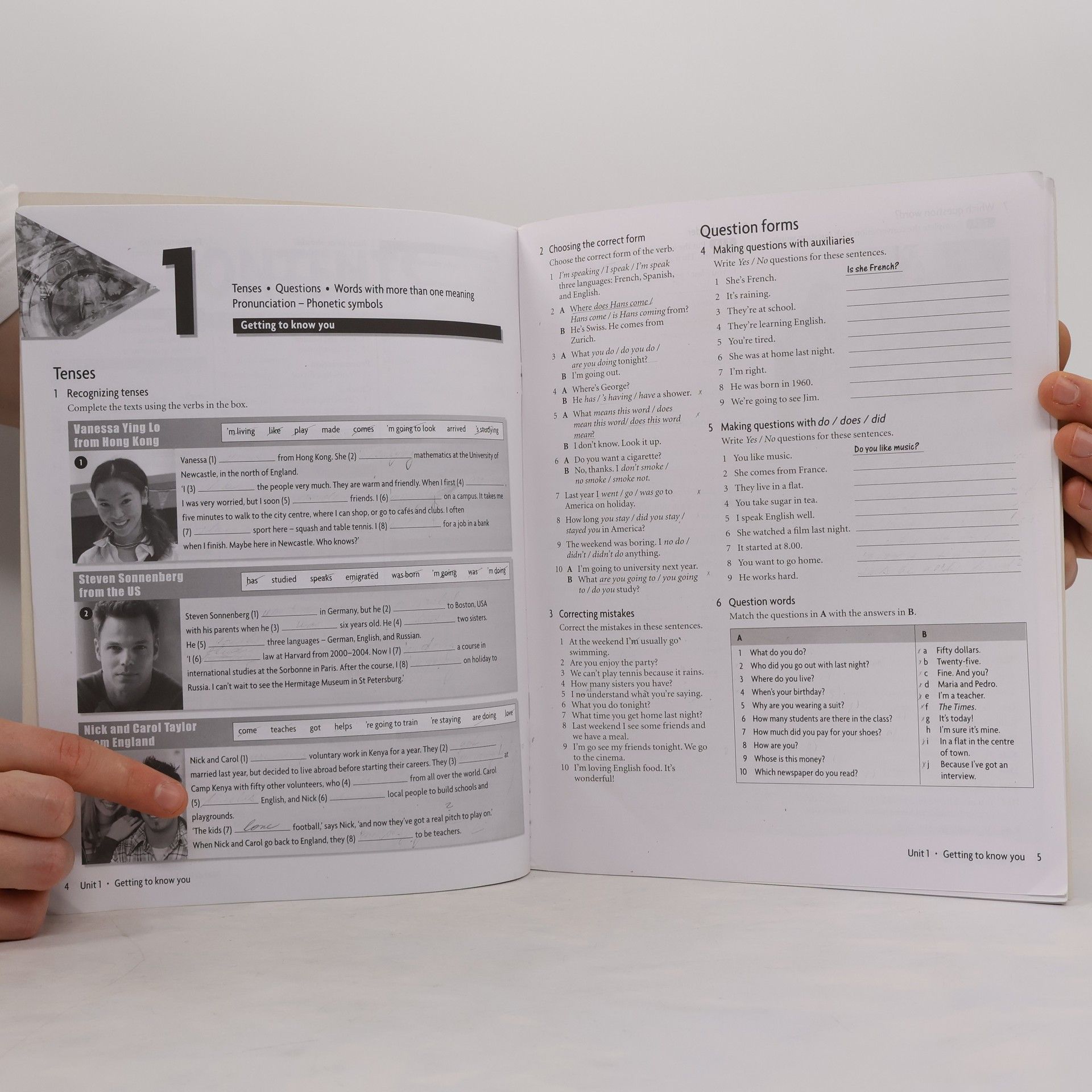 Autorenkollektiv New Headway Third Edition Pre-intermediate Maturita Workbook with Key