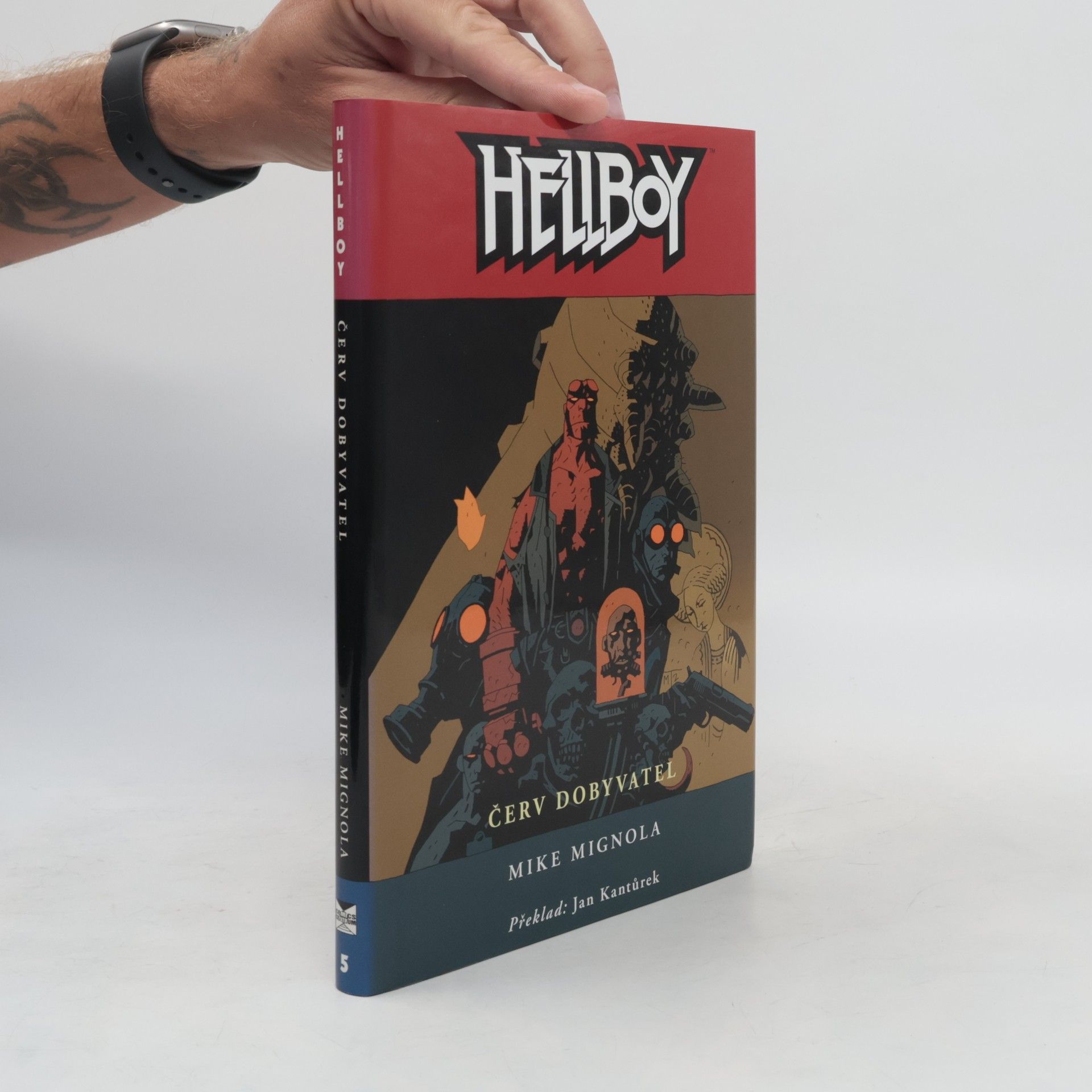 Mike Mignola Červ dobyvatel