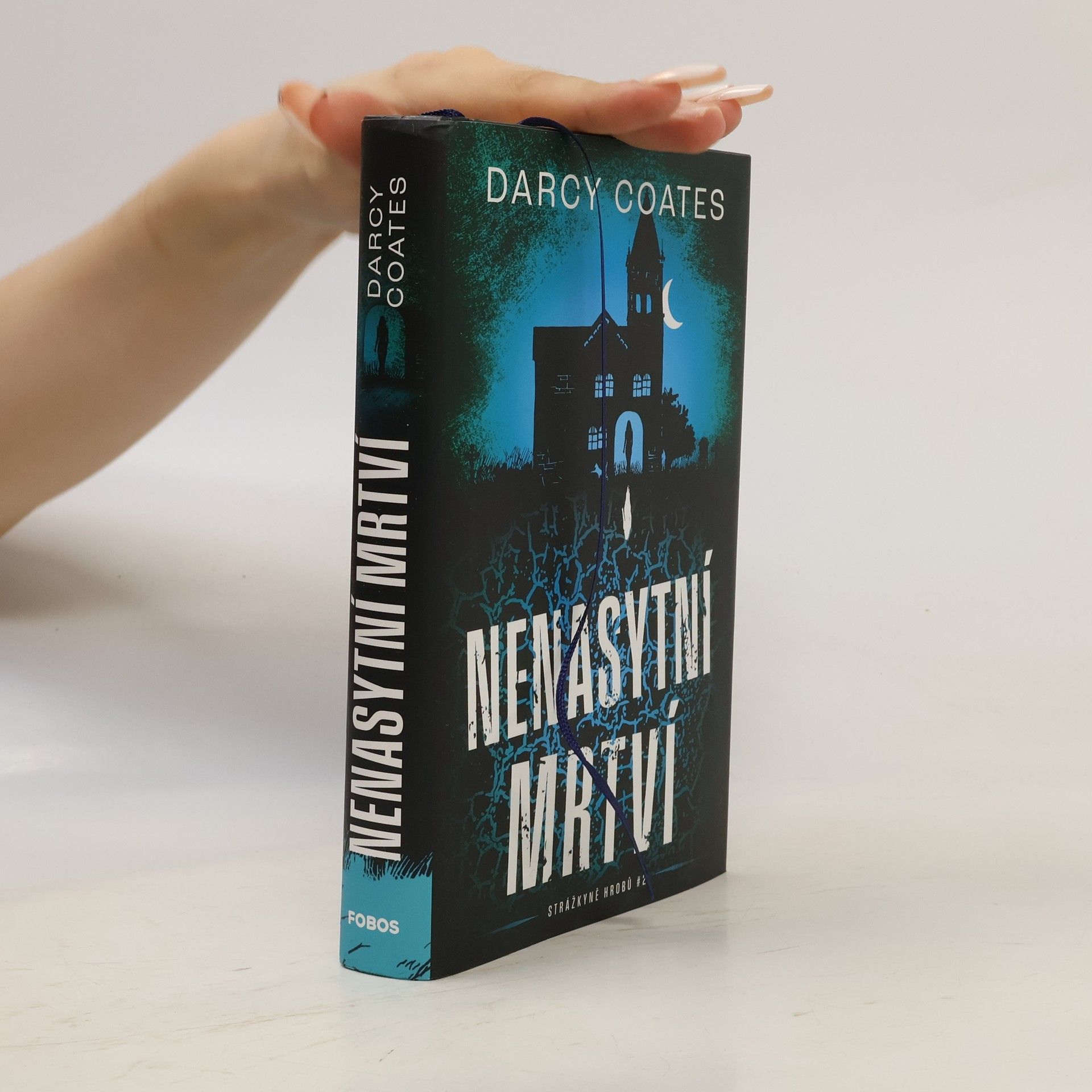 Darcy Coates Nenasytní mrtví