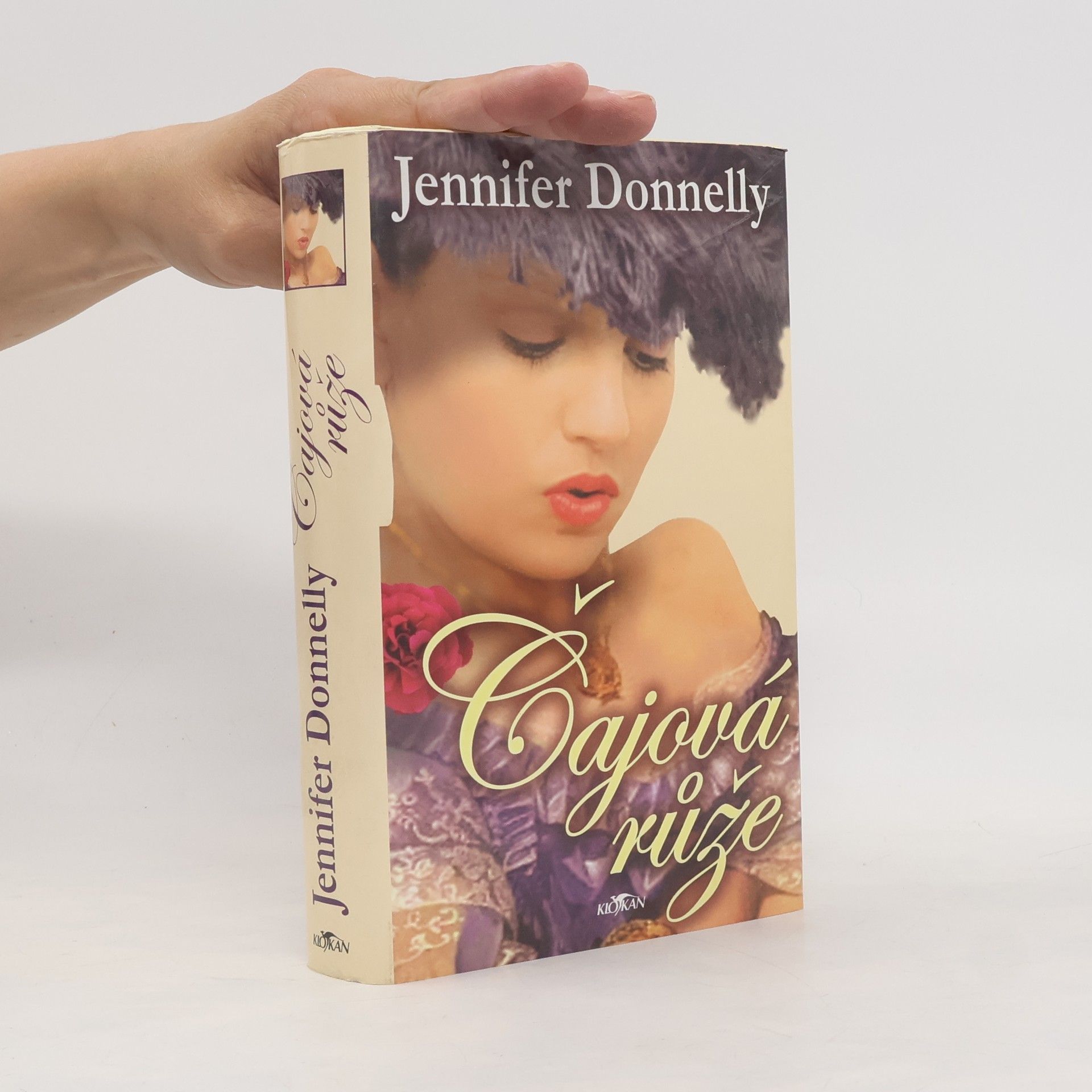 Jennifer Donnelly Čajová růže