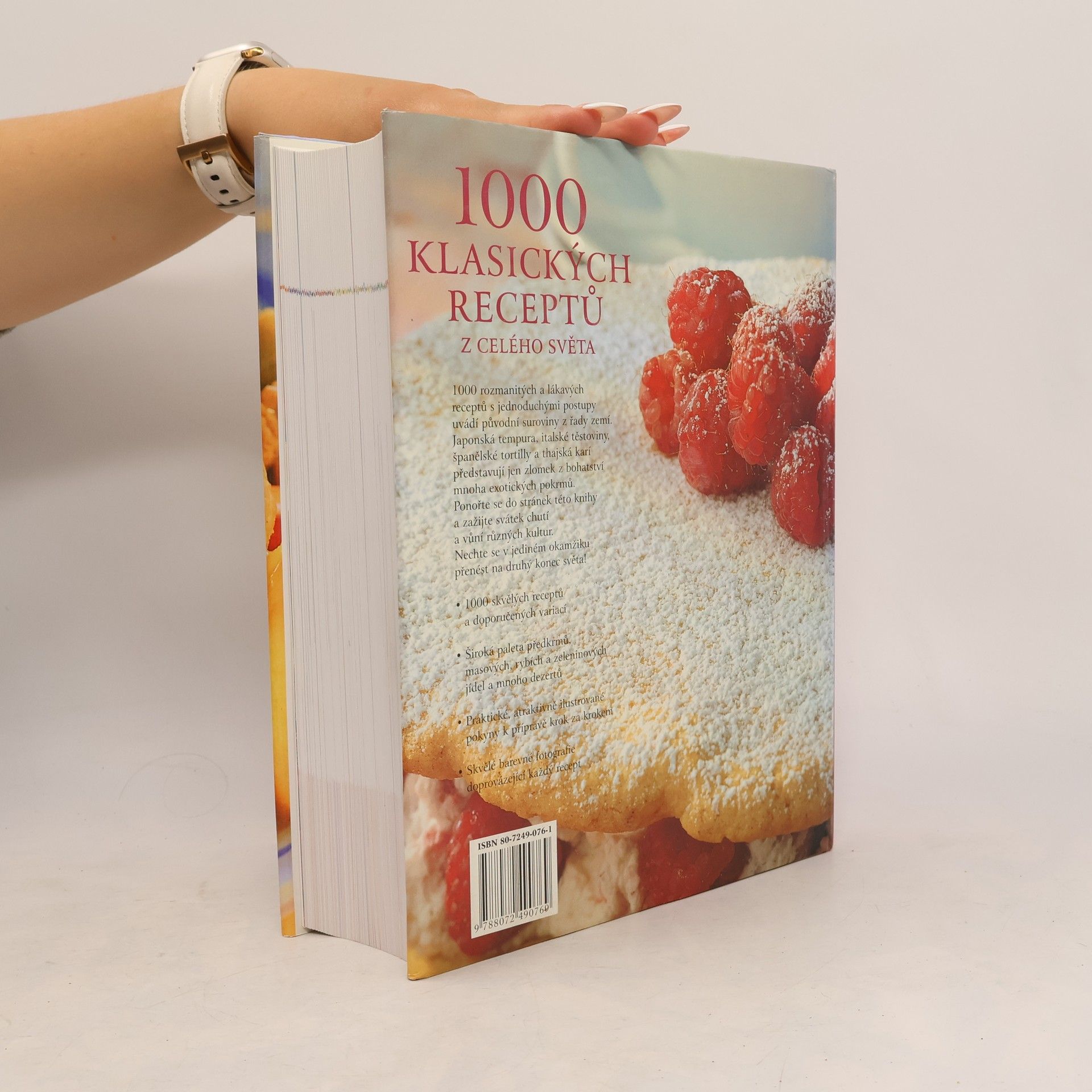 JoAnne Cox 1000 klasických receptů z celého světa