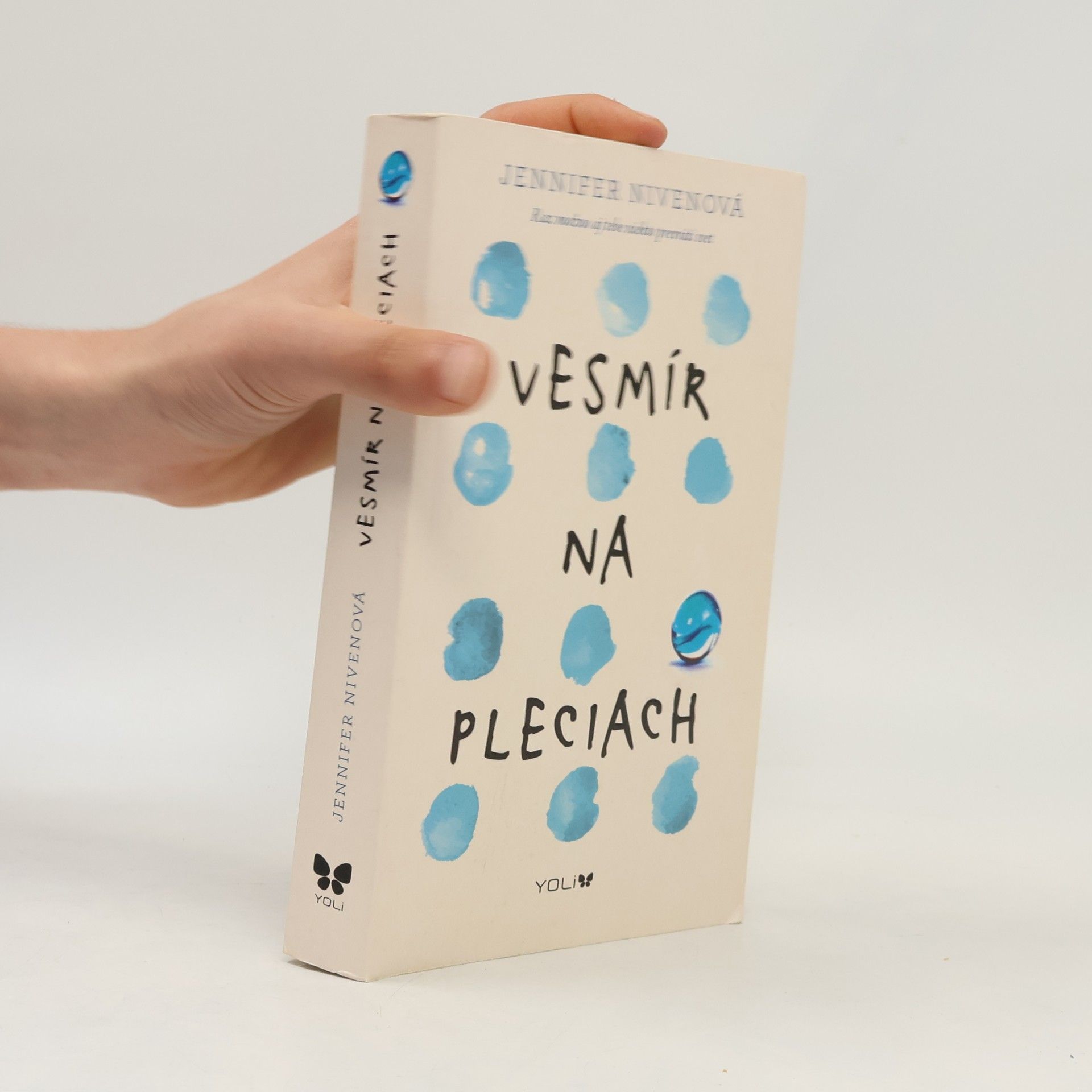 Jennifer Niven Vesmír na pleciach