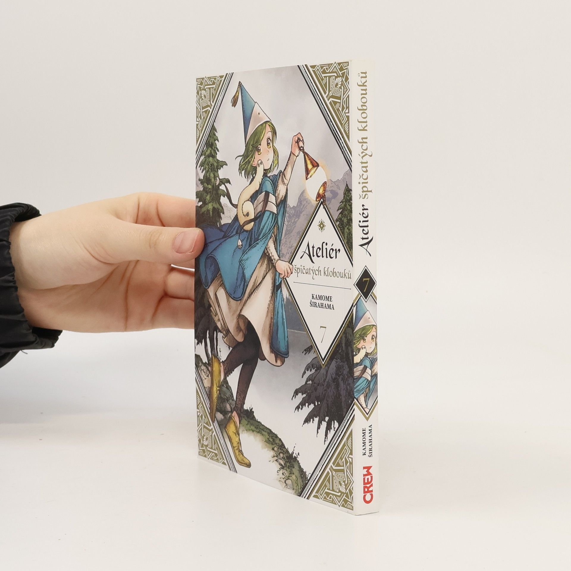 Kamome Shirahama Ateliér špičatých klobouků. 7
