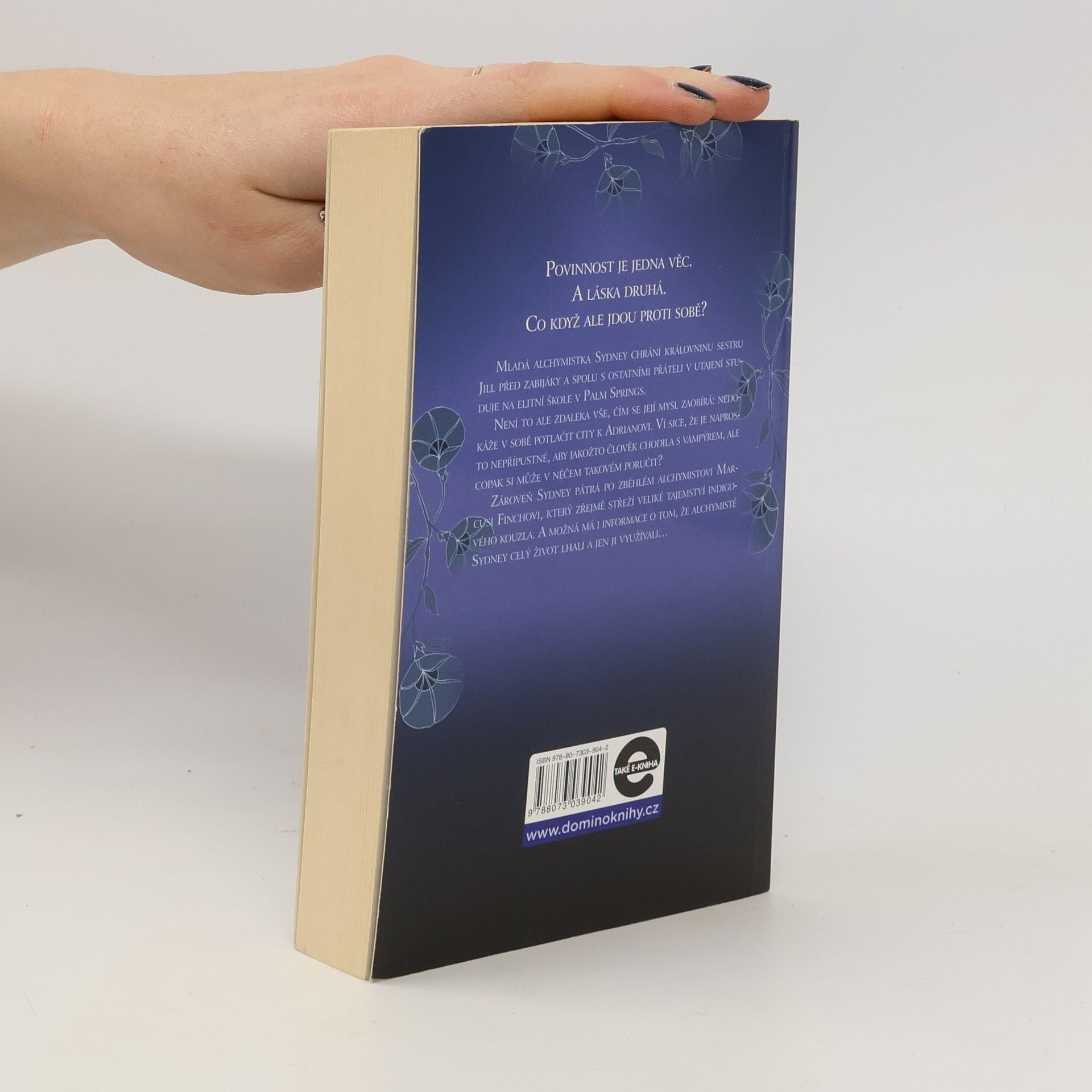 Richelle Mead Indigové kouzlo. Pokrevní pouta. 3. díl