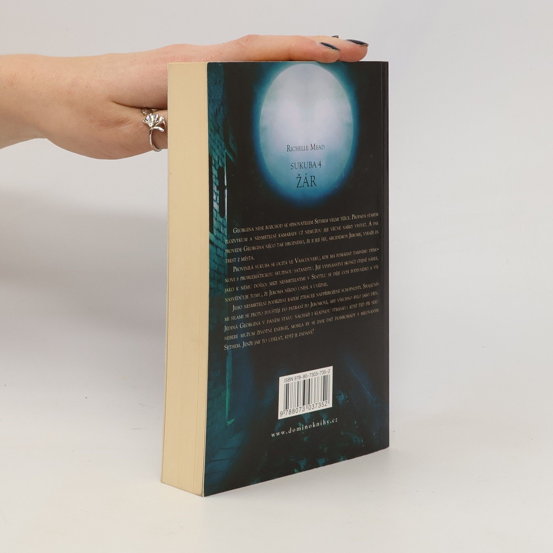 Richelle Mead Sukuba 4 - Žár