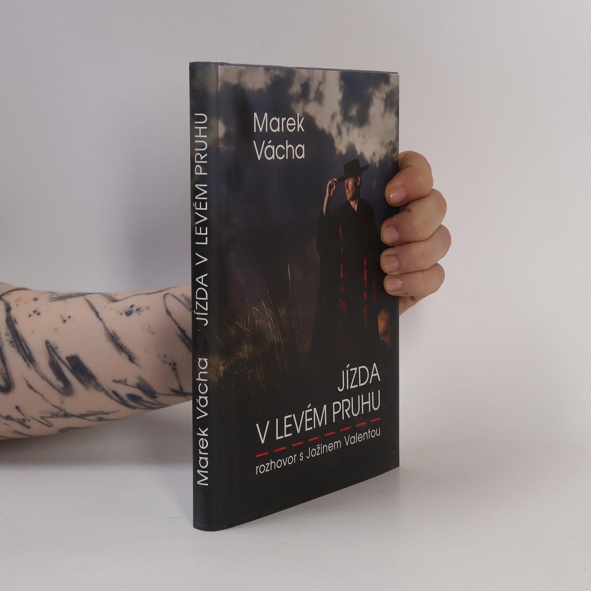 Josef Valenta Jízda v levém pruhu - rozhovor s Jožinem Valentou