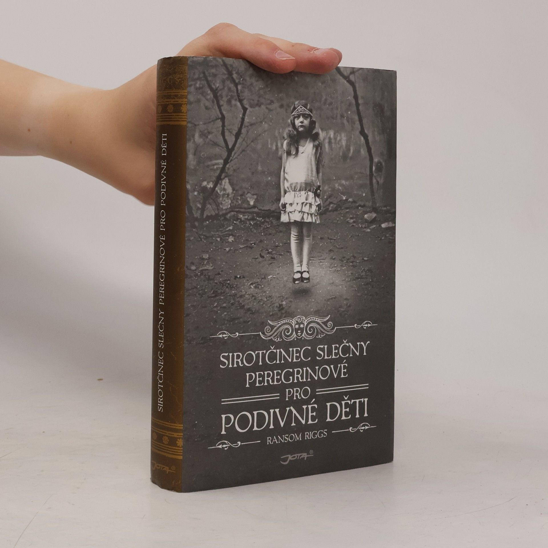 Ransom Riggs Sirotčinec slečny Peregrinové pro podivné děti