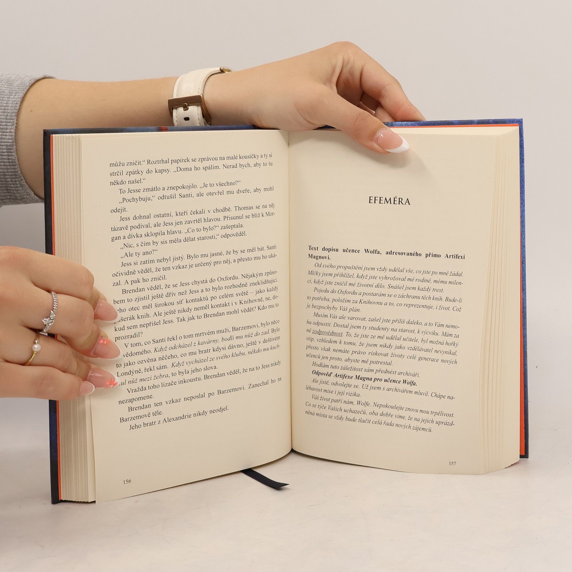 Rachel Caine Velká knihovna. Z kostí a inkoustu