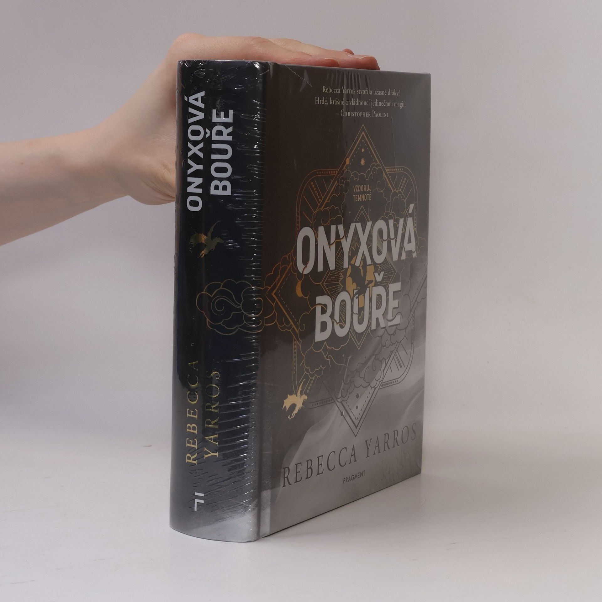 Rebecca Yarros Onyxová bouře