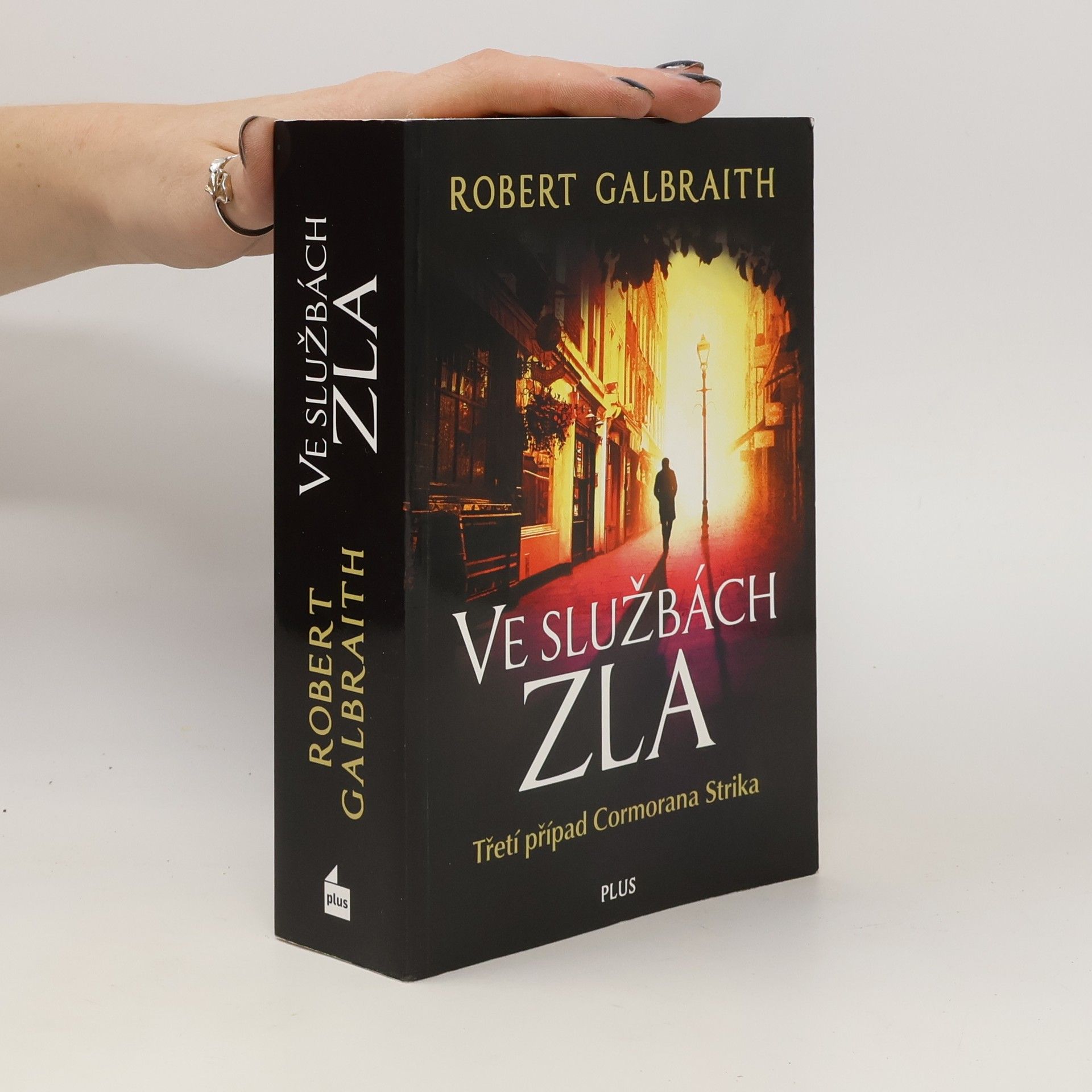 J. K. Rowling Ve službách zla