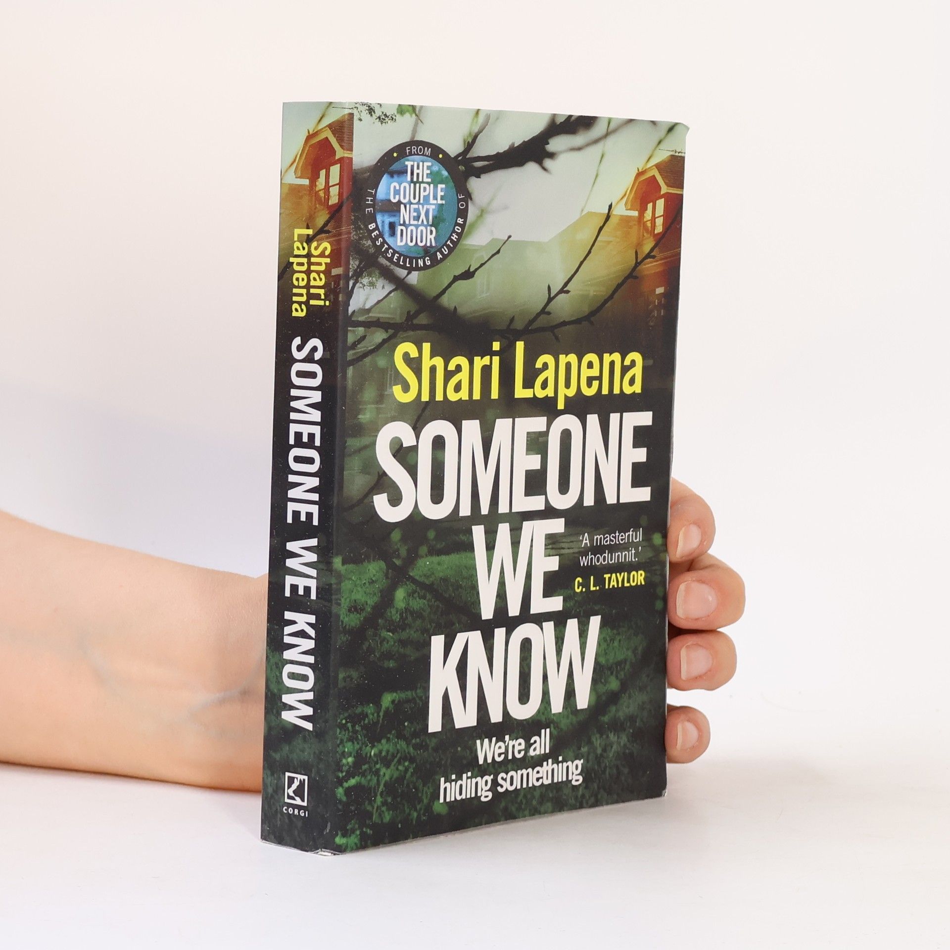 Shari Lapena Someone we know