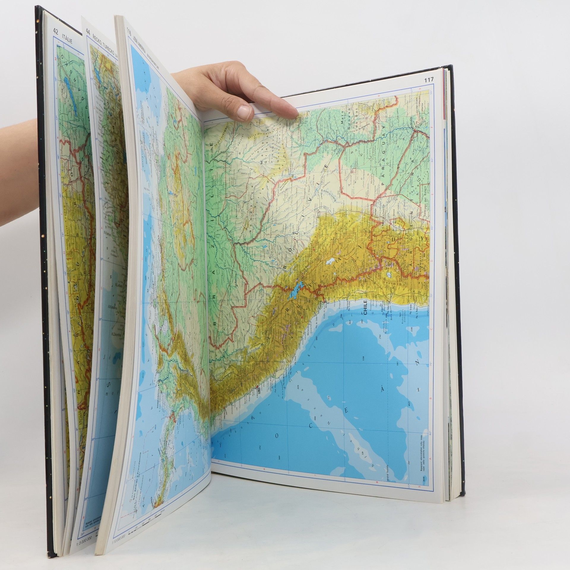 Various authors Velký atlas světa