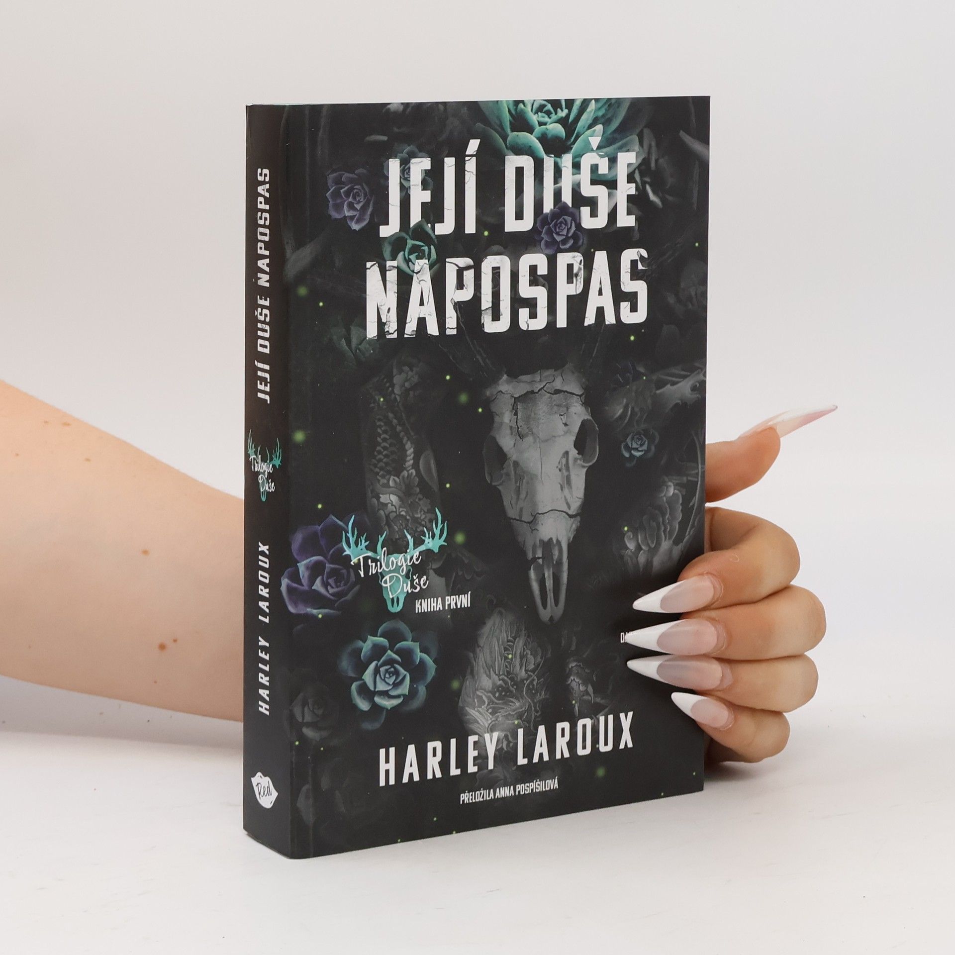 Harley Laroux Její duše napospas