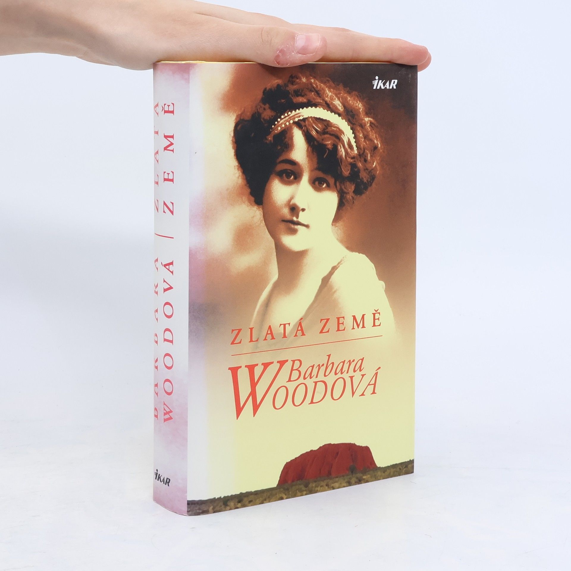 Barbara Wood Zlatá země