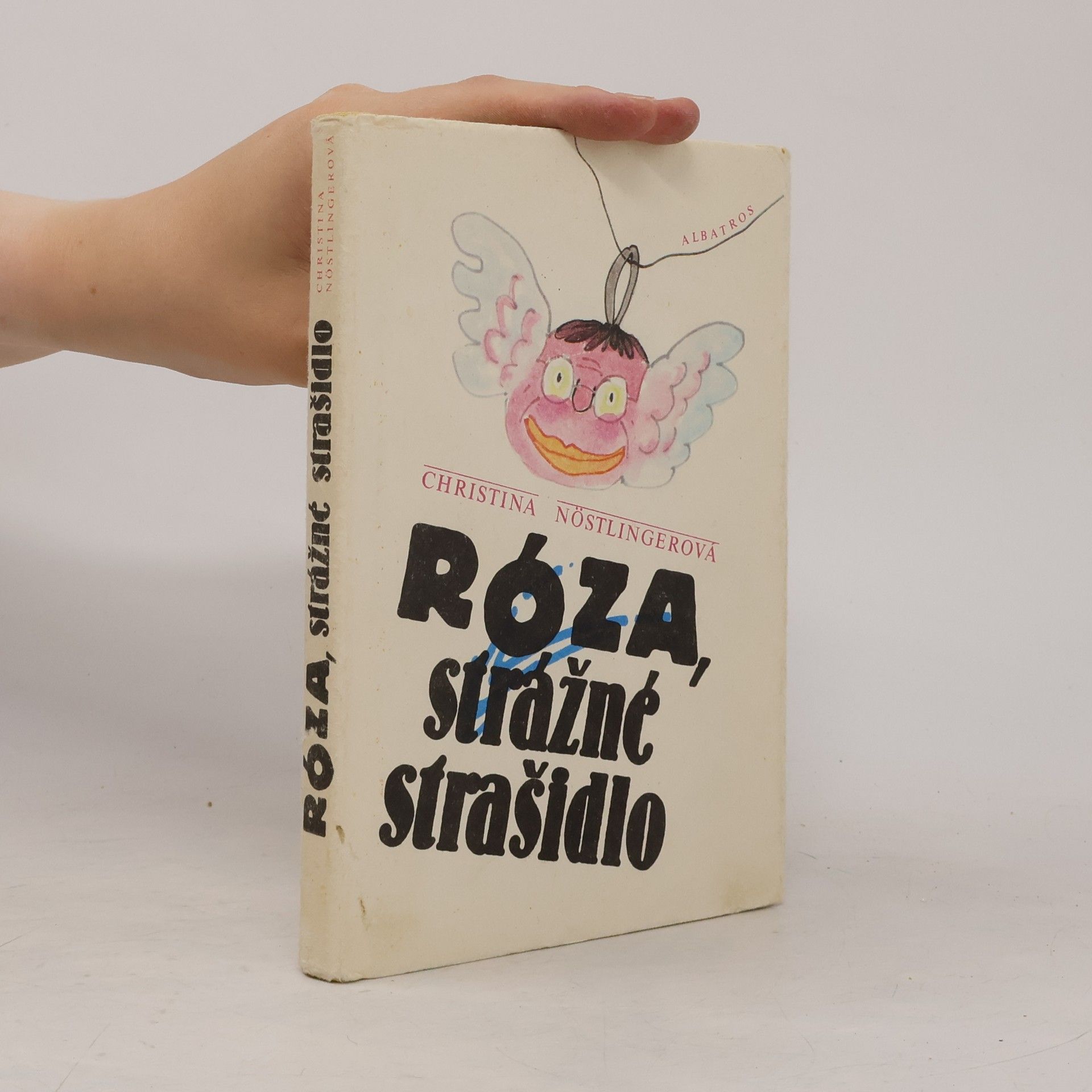 Christina Nöstlingerová Róza, strážné strašidlo