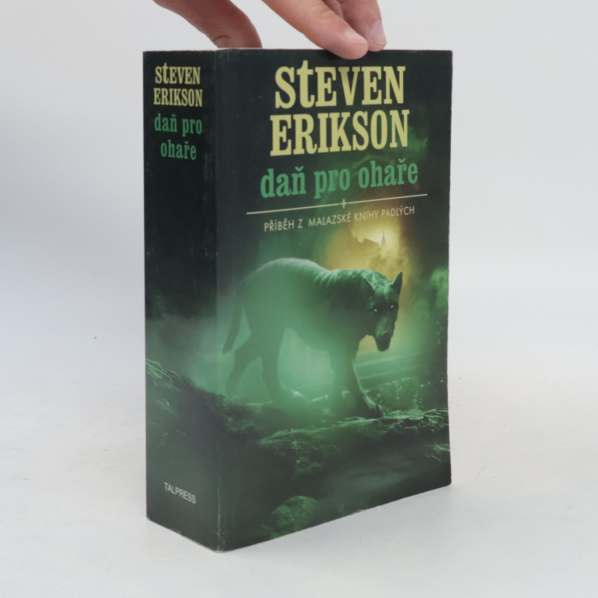 Steven Erikson Daň pro ohaře