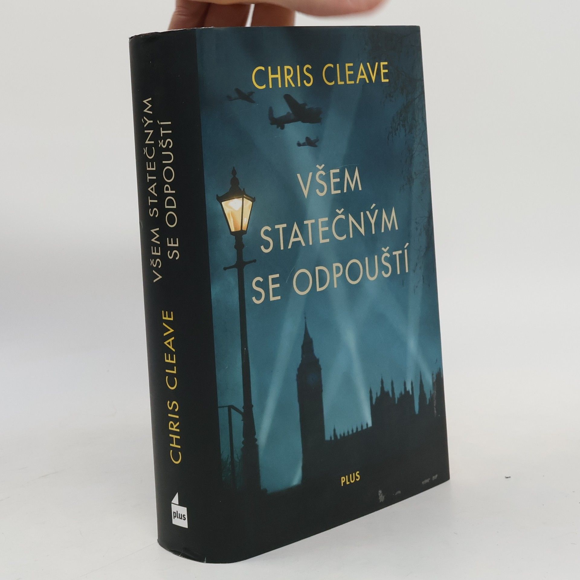 Chris Cleave Všem statečným se odpouští