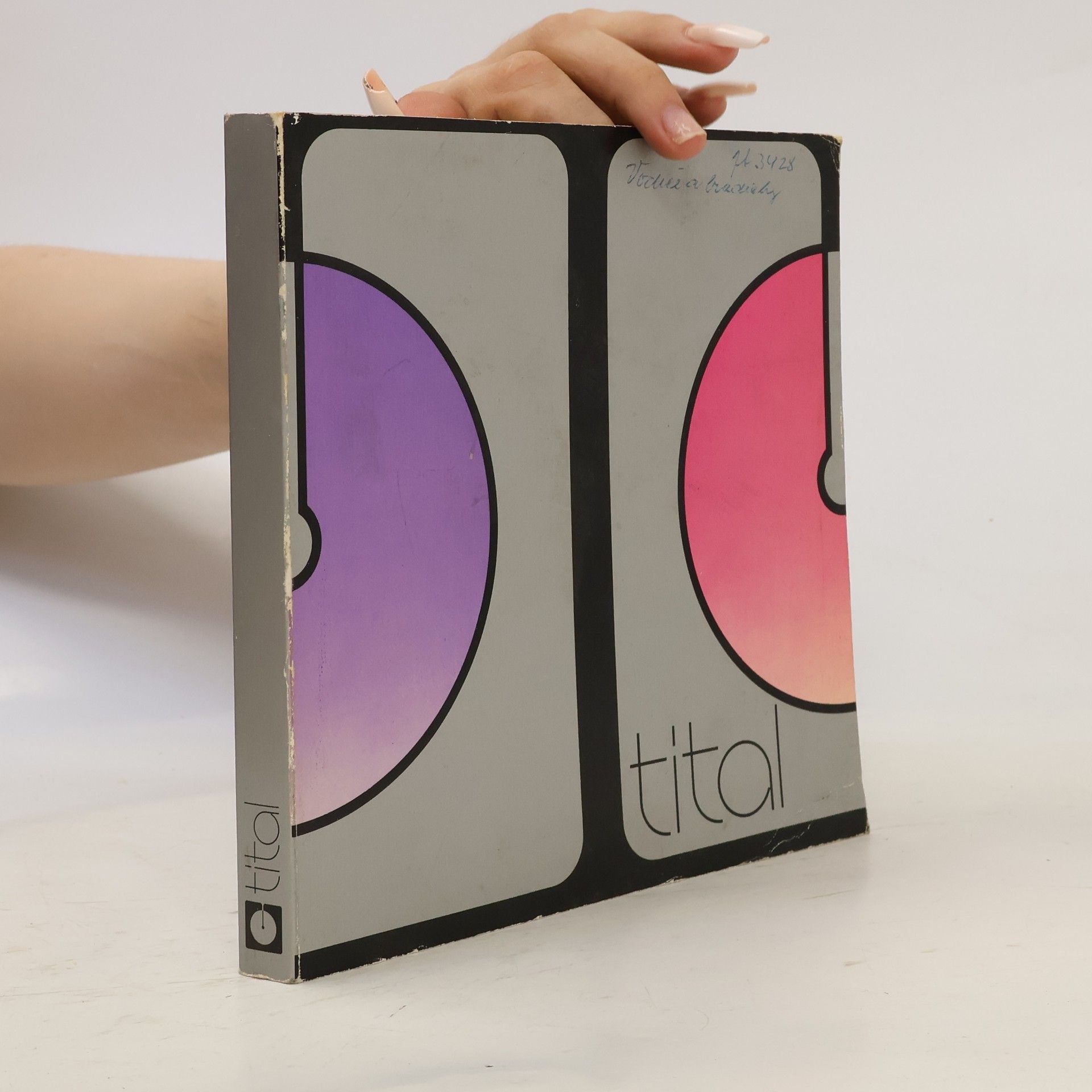 Collectif d'auteurs Tital