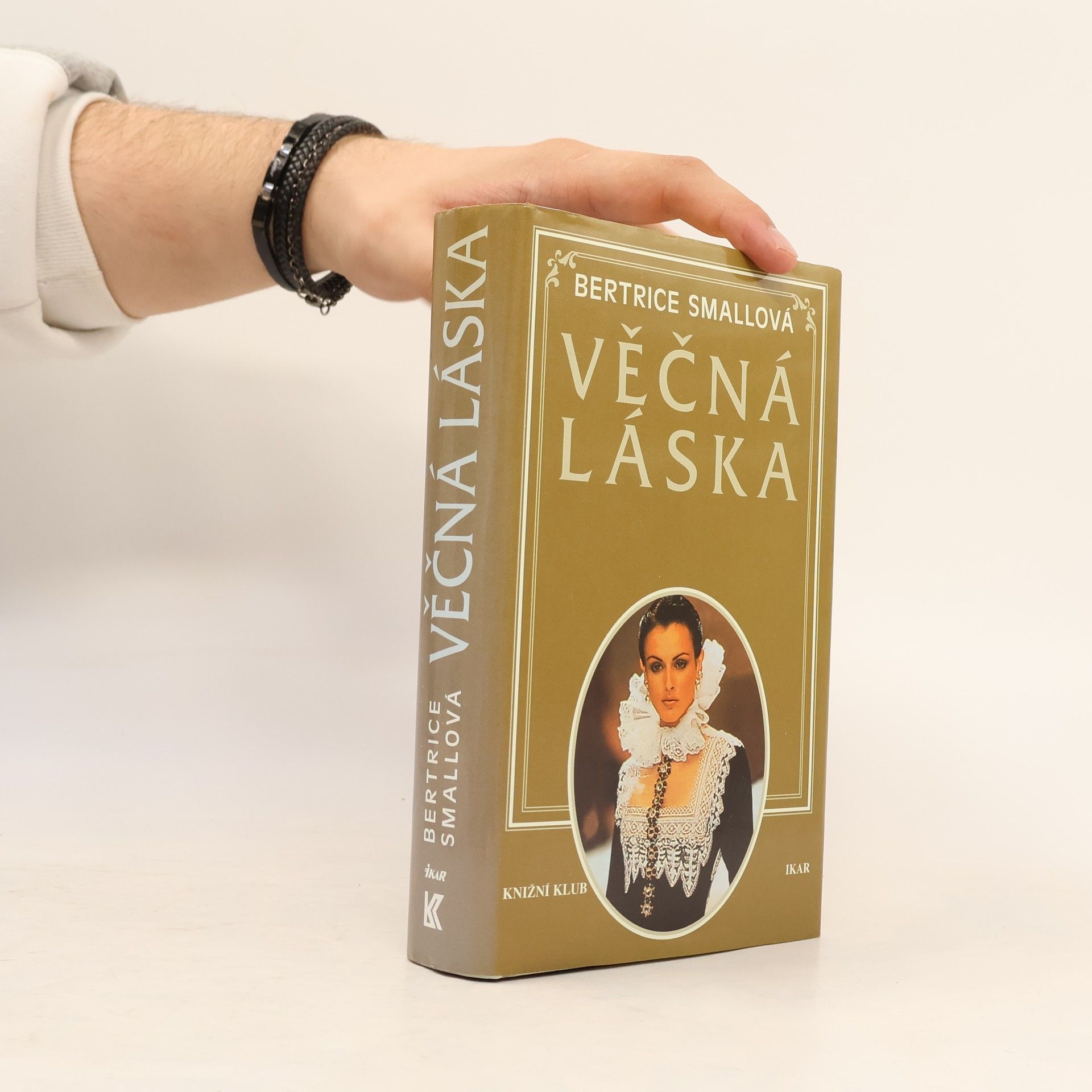 Bertrice Small Věčná láska