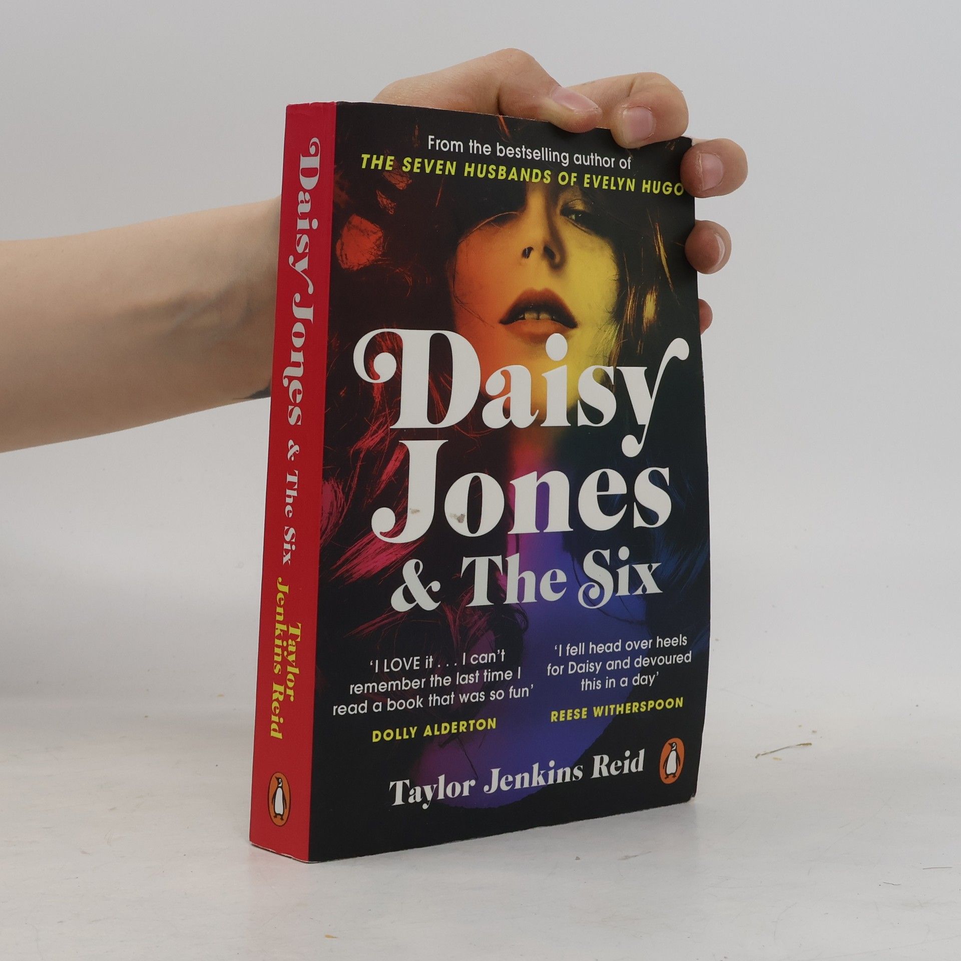 Taylor Jenkins Reid Daisy Jones & The Six