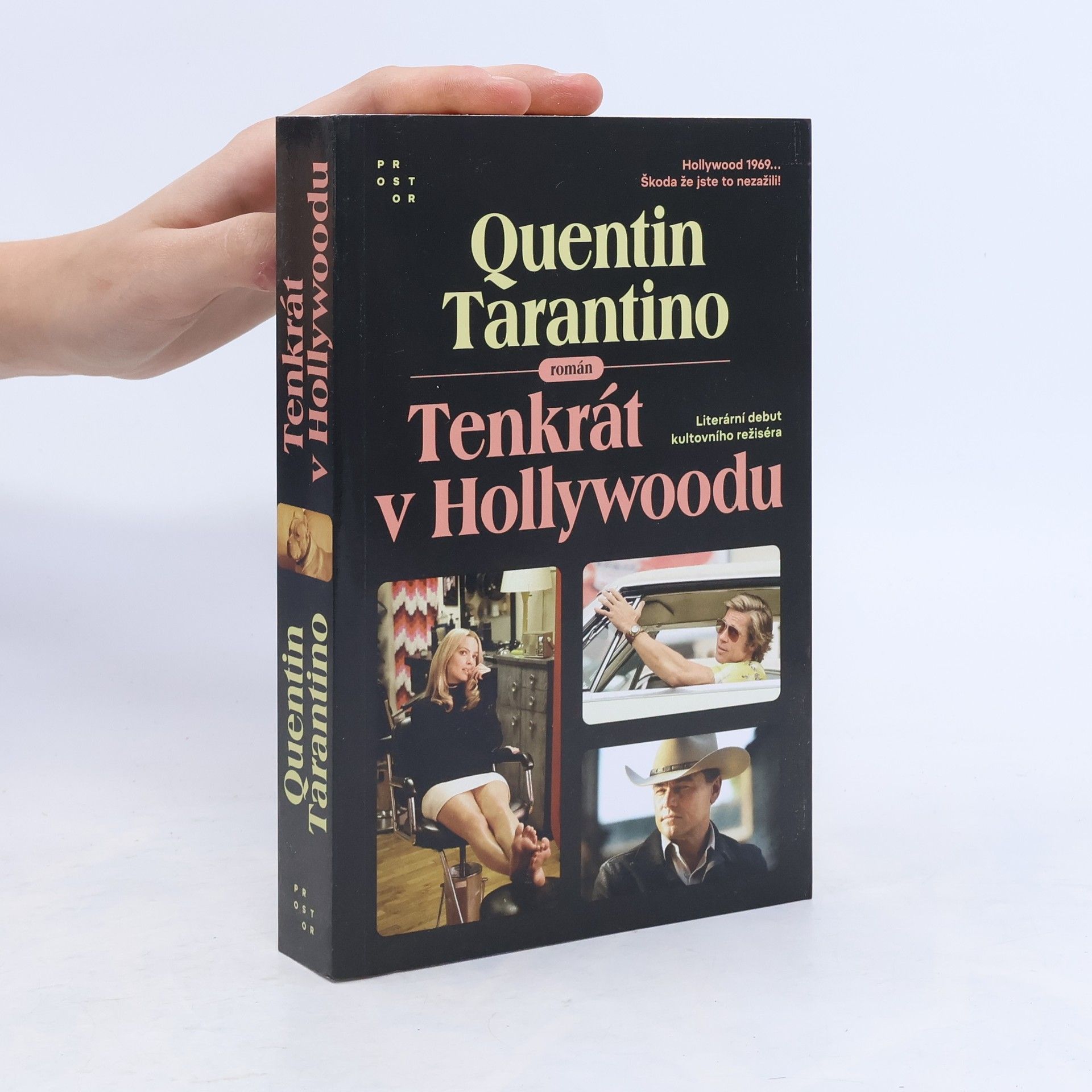 Quentin Tarantino Tenkrát v Hollywoodu : román