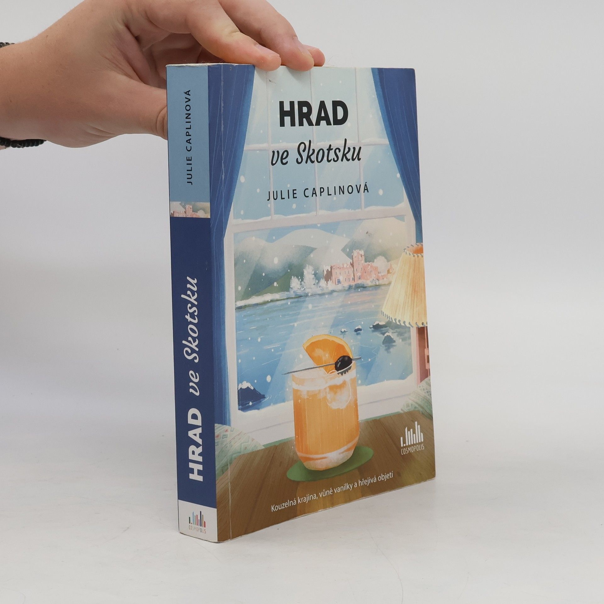 Julie Caplinová Hrad ve Skotsku