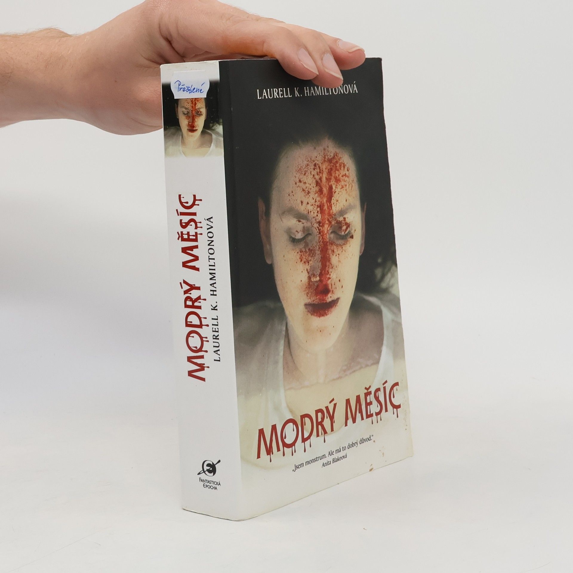 Laurell Kaye Hamilton Modrý měsíc